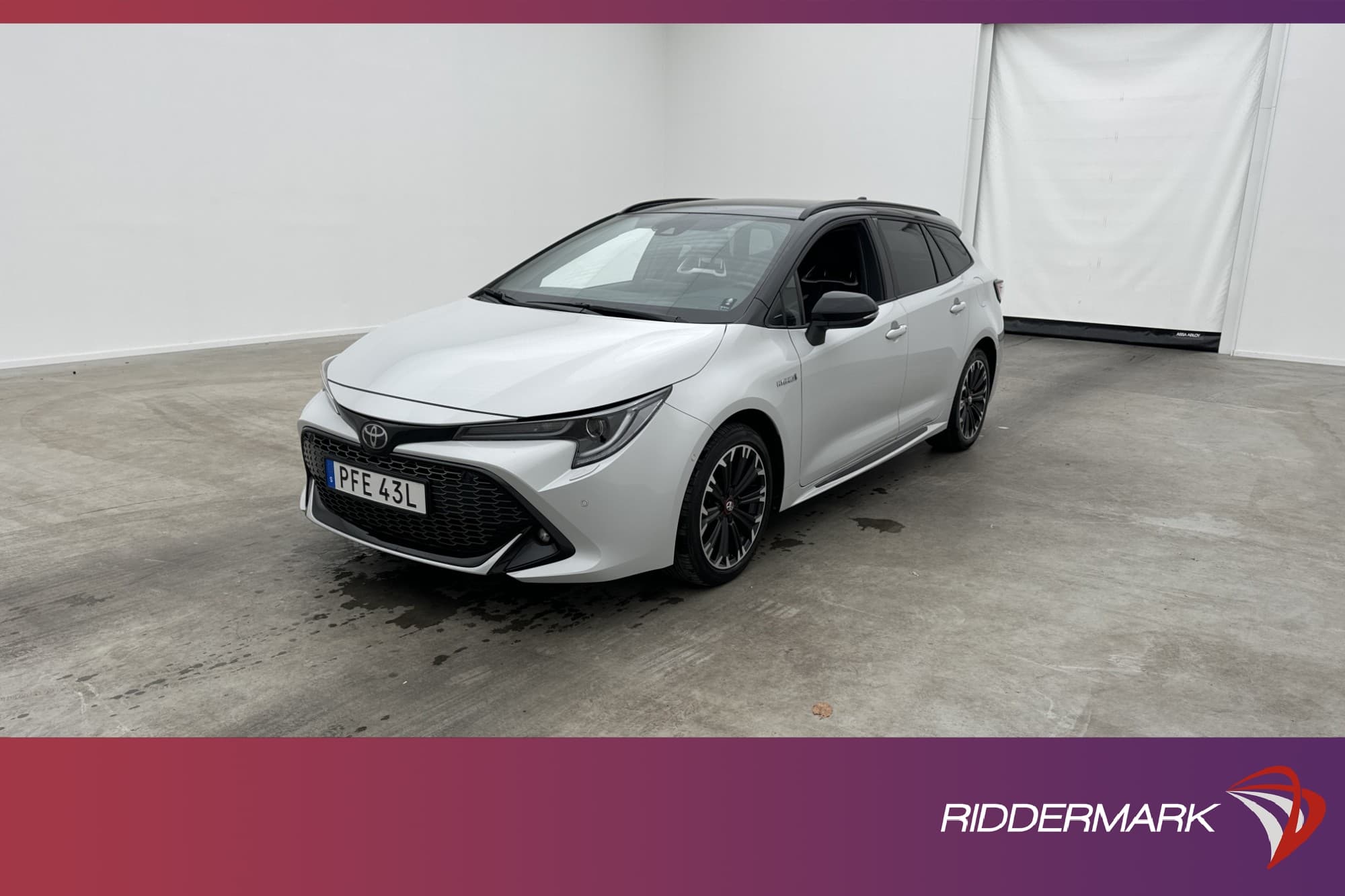 Toyota Corolla Touring Hybrid 122hk