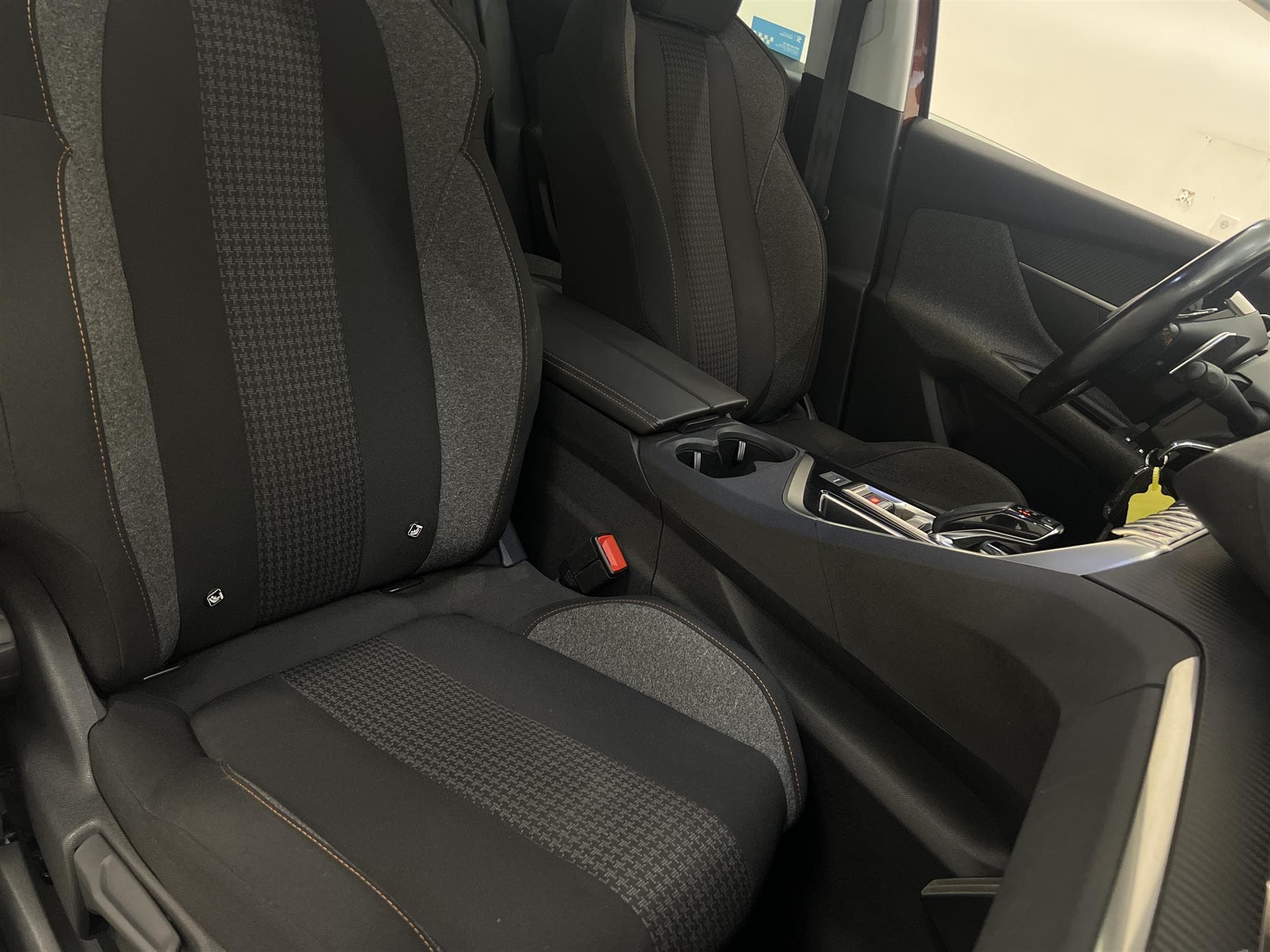 Peugeot 3008 1.6 120hk M&K-Värmare Drag i-Cockpit Ny Kamrem