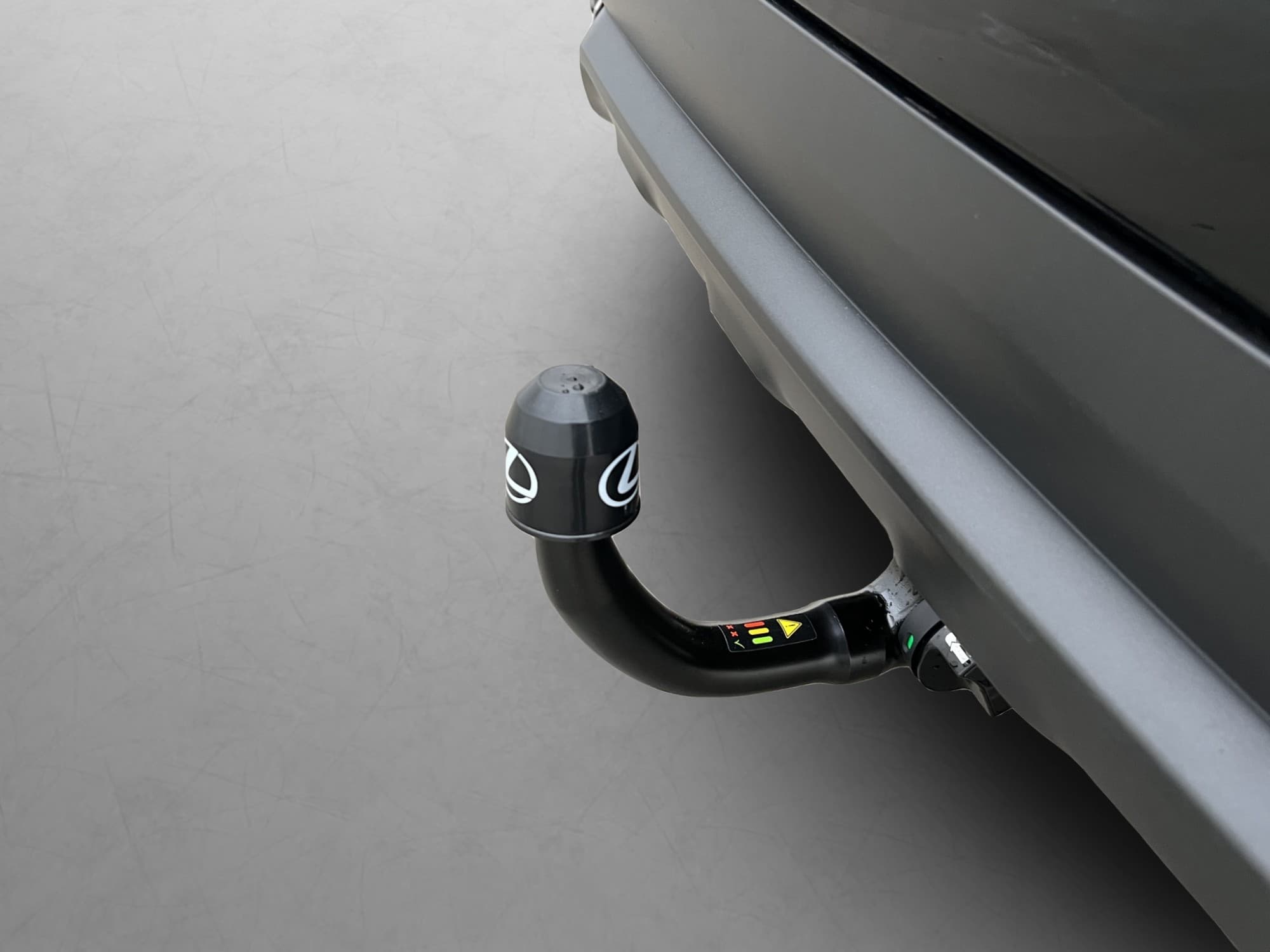 Lexus NX 300h AWD E-CVT Kyushu-Edt Drag Kamera Skinn MOMS