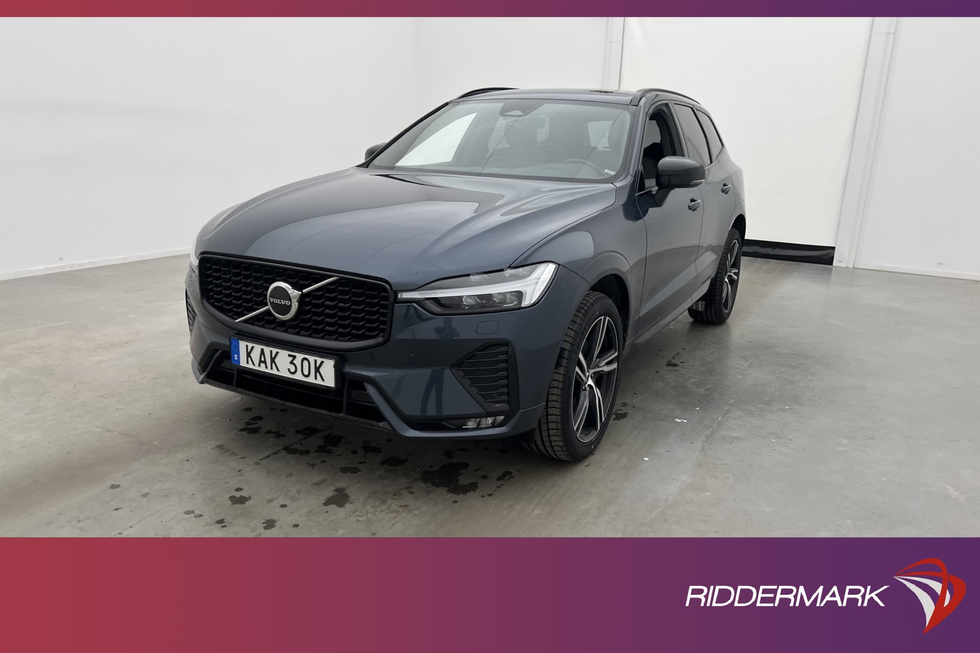 Volvo XC60 B4 197hk R-Design H/K VOC Kamera Drag Navi MOMS