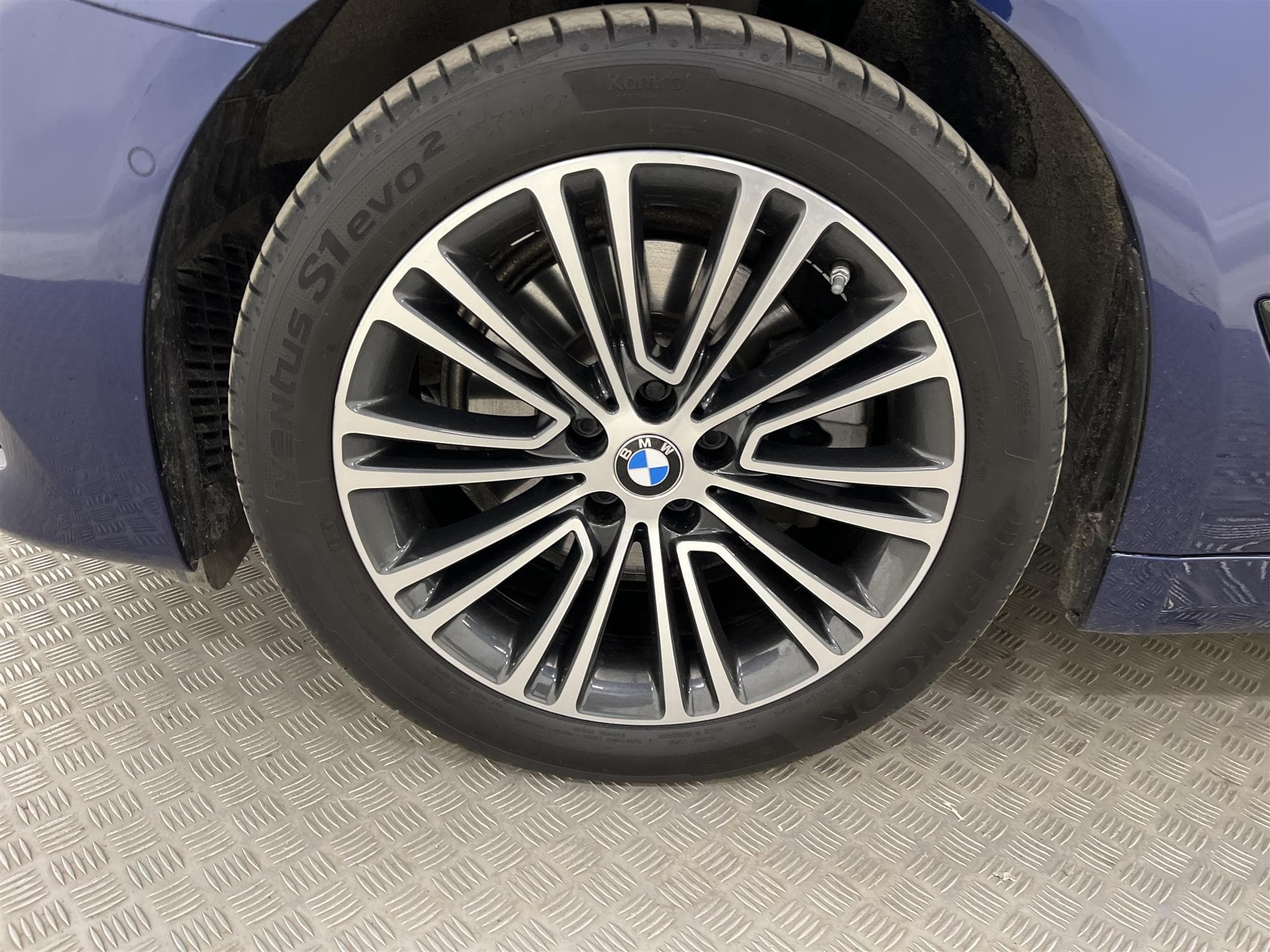 BMW 520 d xDrive 190hk Sportline HiFi Navi Drag 0,47l/milinteriör