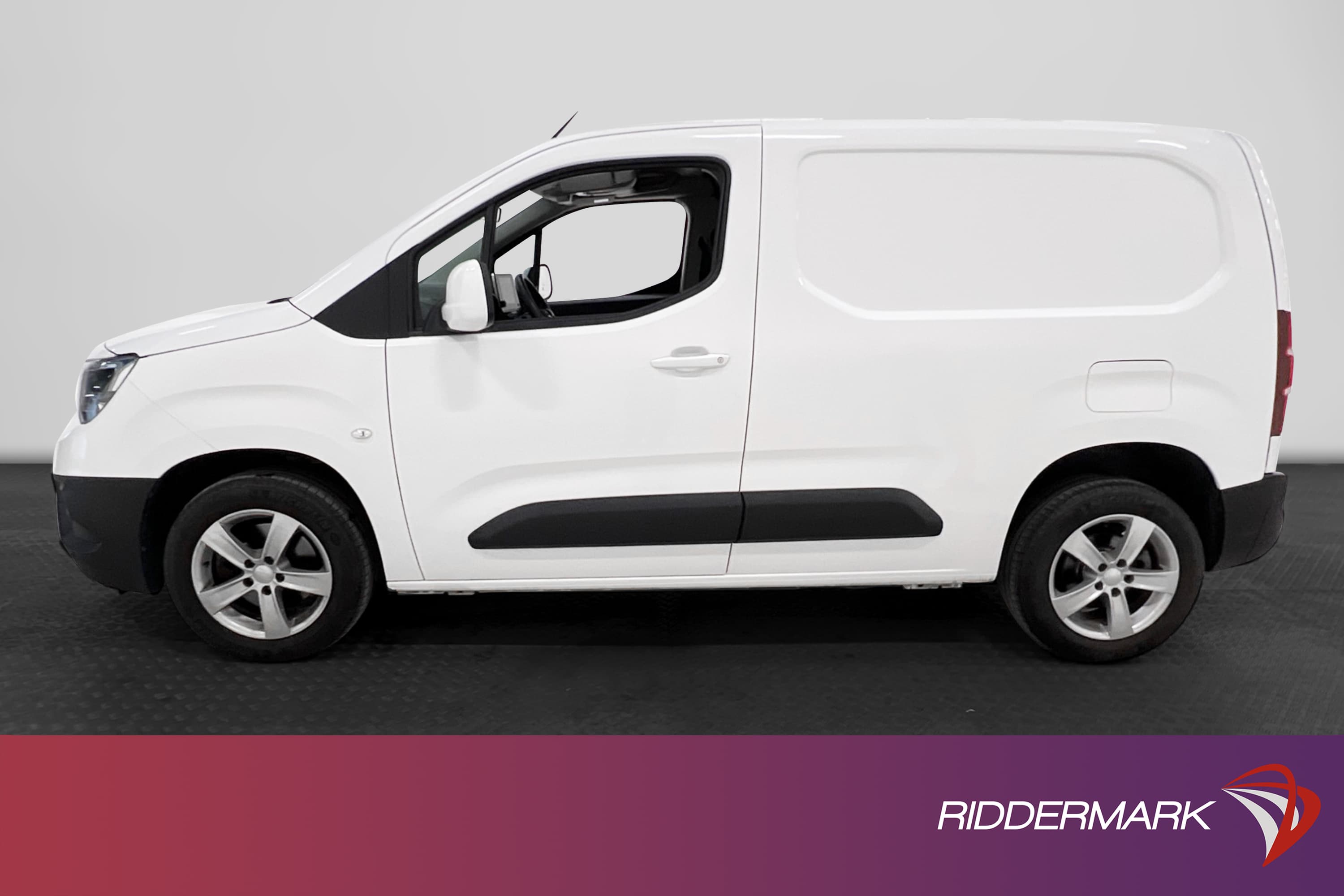 Opel Combo Business 1.5CDTI Automat 130hk PDC Moms