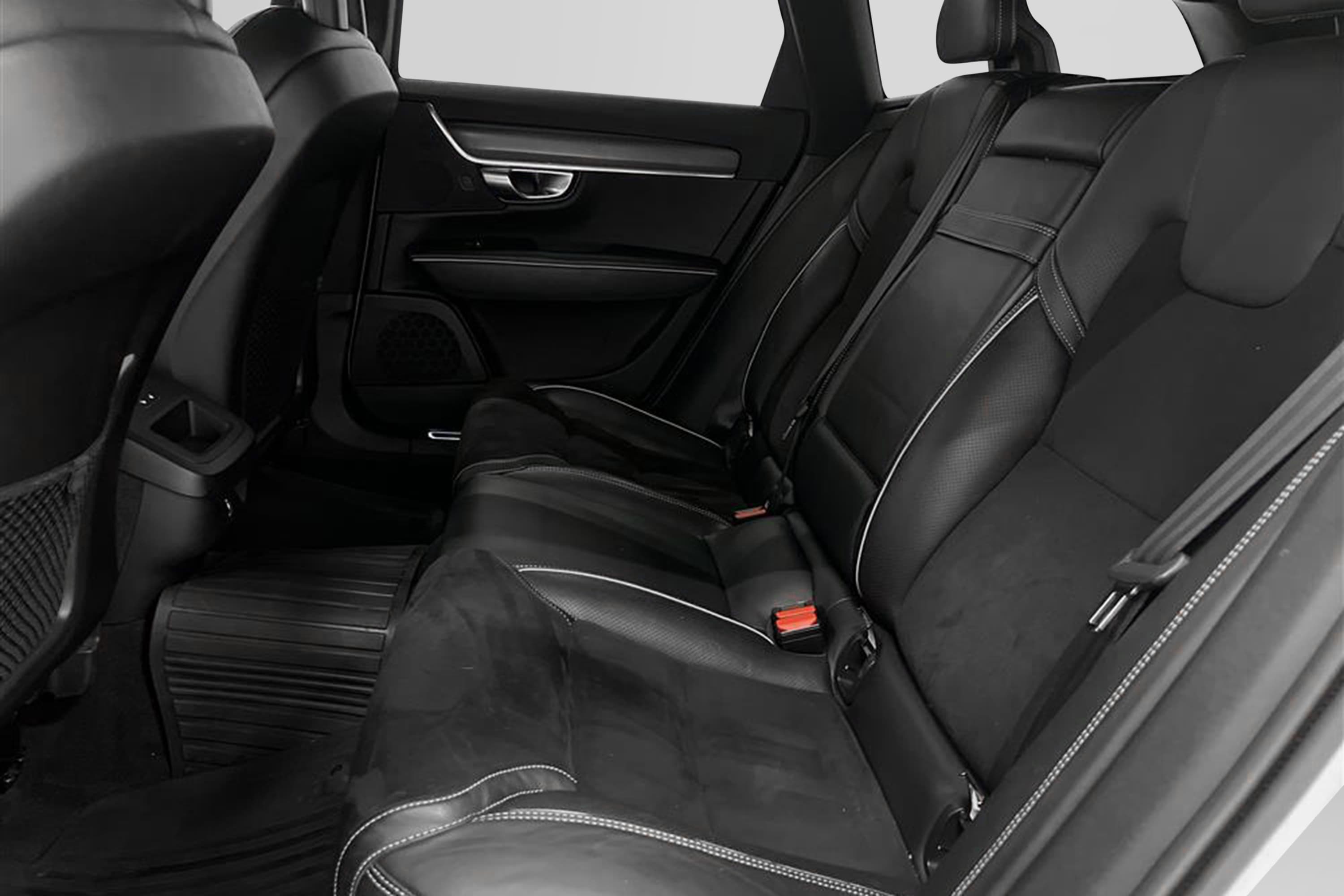 Volvo V90 D3 AWD 150hk R-Design VOC Värmare GPS PDC 0,5l/milinteriör