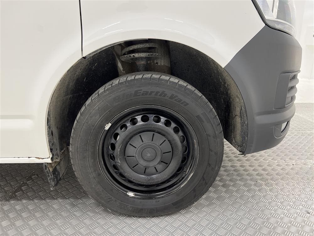 Volkswagen Transporter 2.0TDI Aut 4MOTION L2  Värmare Moms interiör
