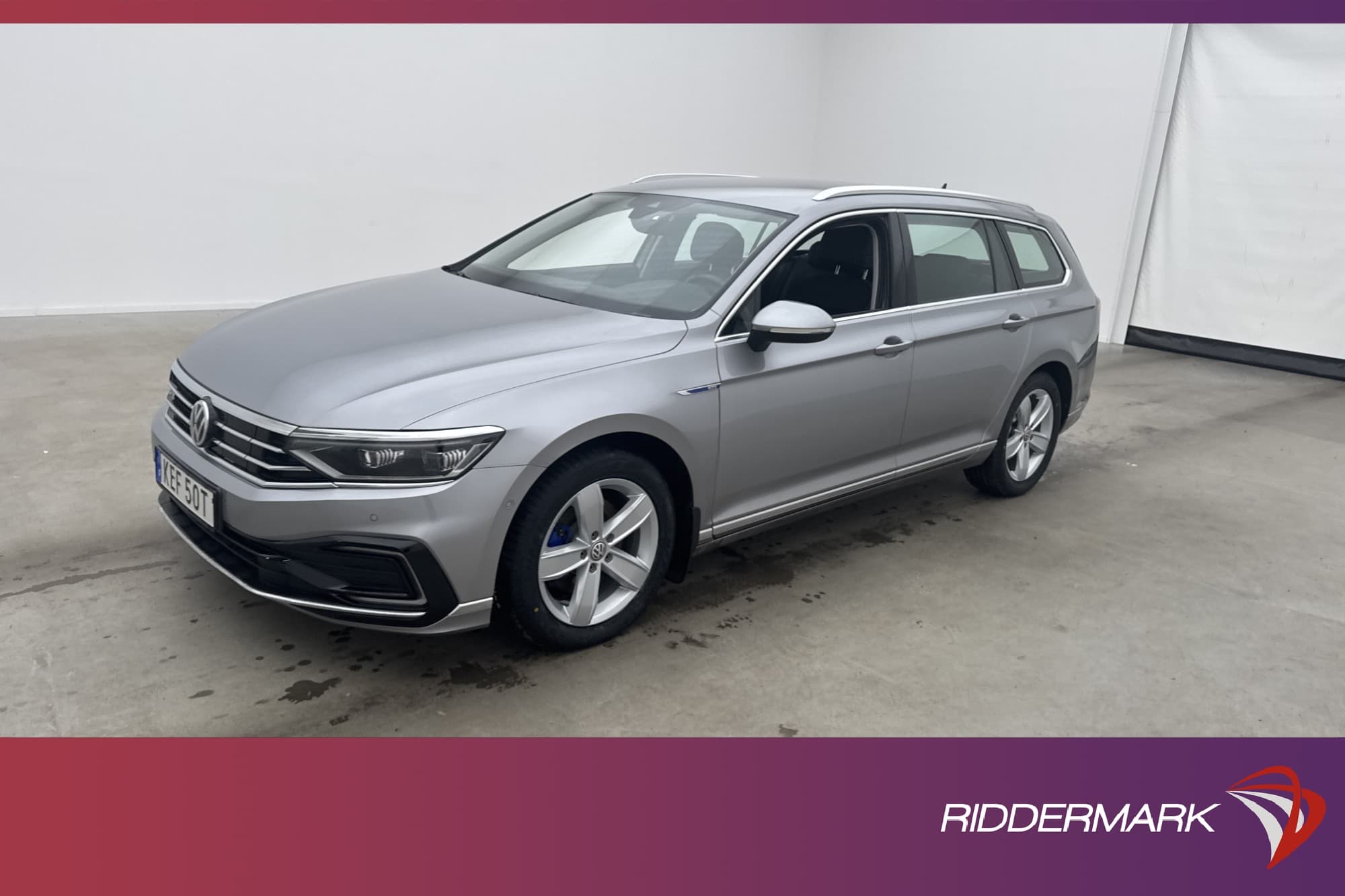 Volkswagen Passat GTE 218hk