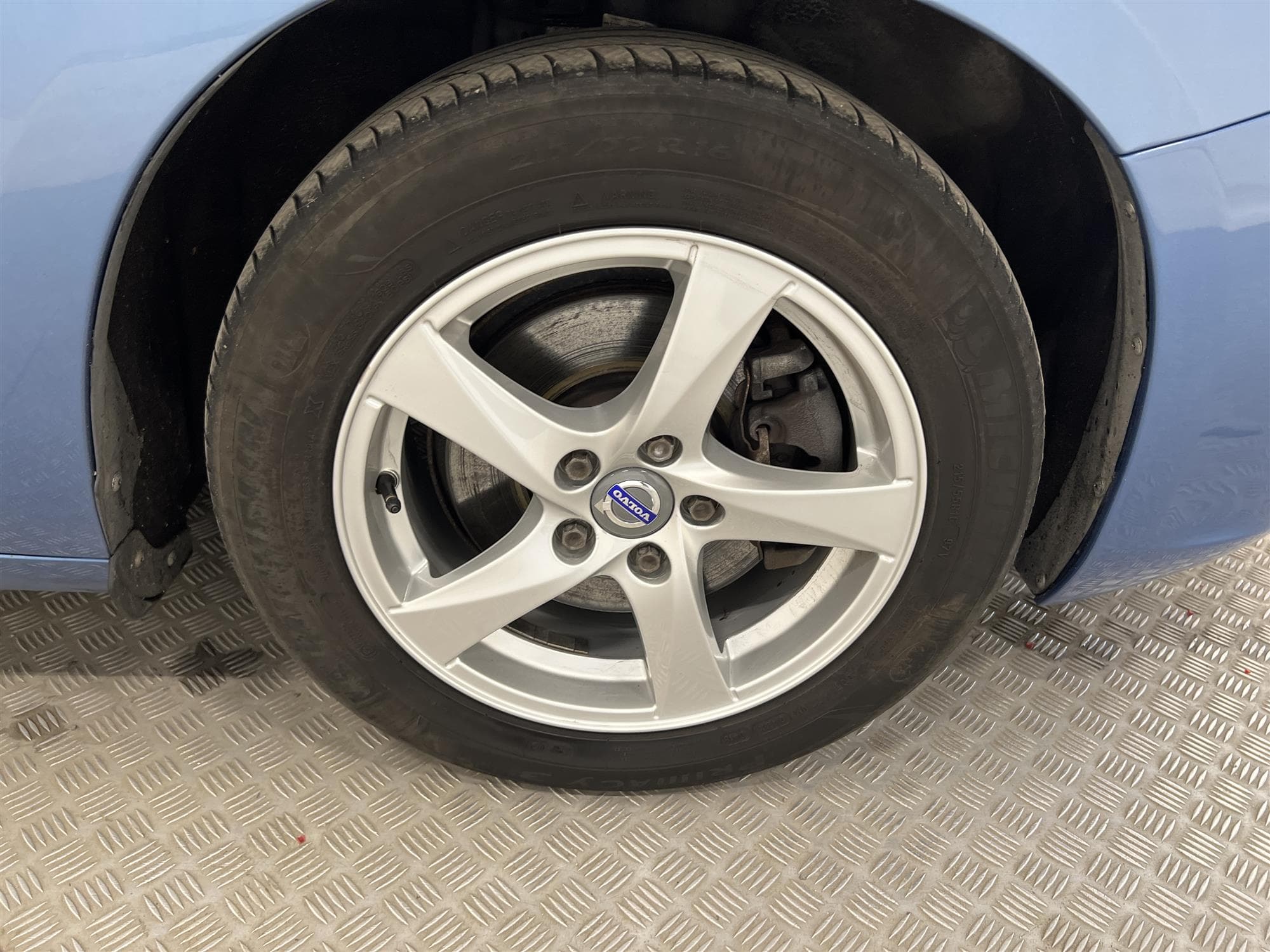 Volvo S60 T3 152hk Bränslevärm Rattvärme Välservad 0,46L/mil