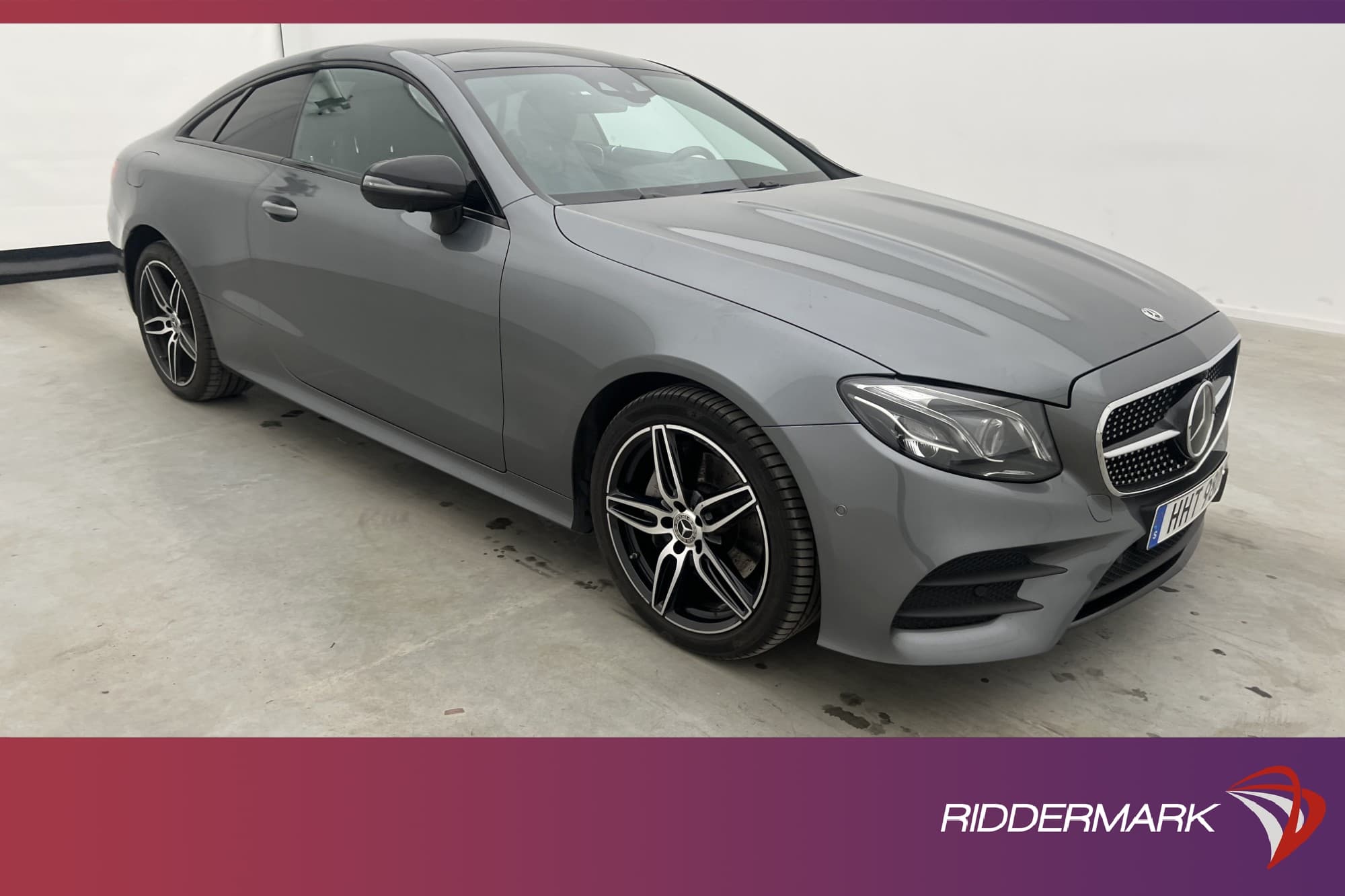 Mercedes-Benz E 220 Coupé 4M AMG