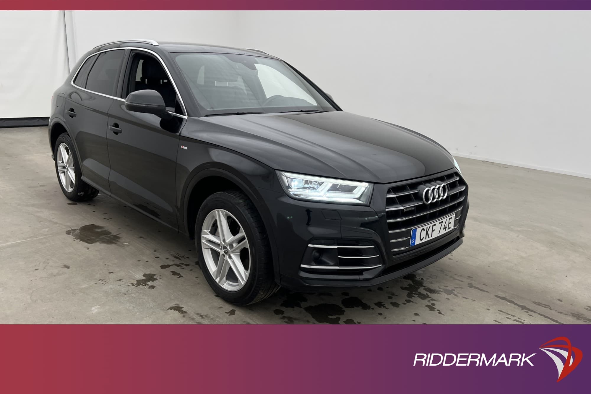 Audi Q5 55 TFSI e Q 367hk S-Line P-Sensorer Dragkrok MOMS