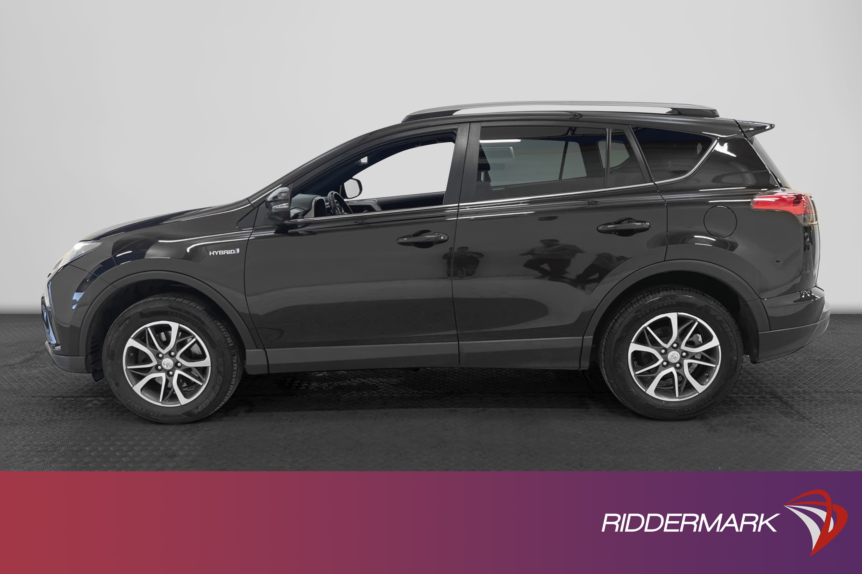 Toyota RAV4 Hybrid i-AWD E-CVT 197hk Dragkrok Backkamera