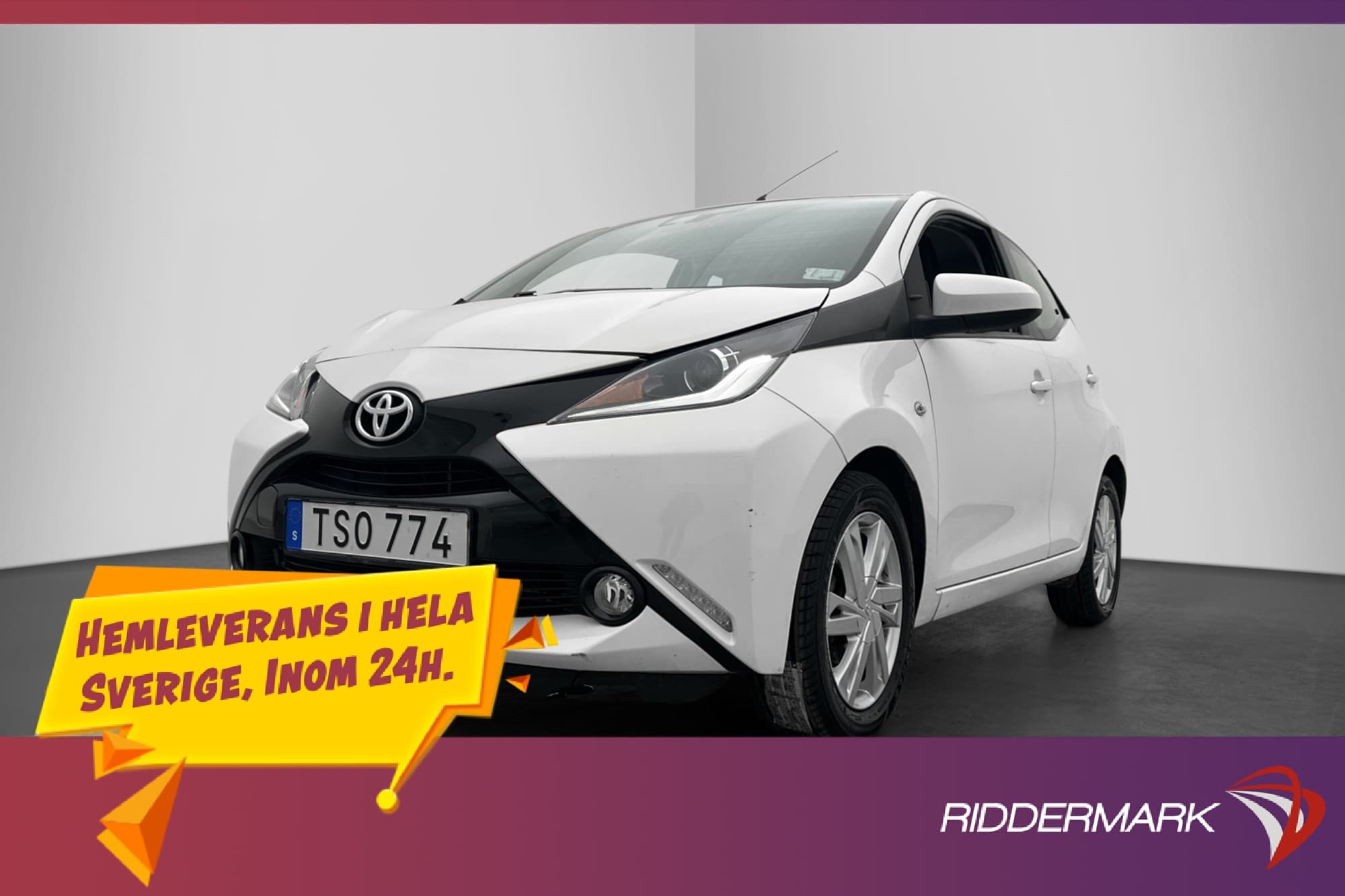 Toyota Aygo X-PLAY M&K-Värmare Kamera Låg-Årsskatt