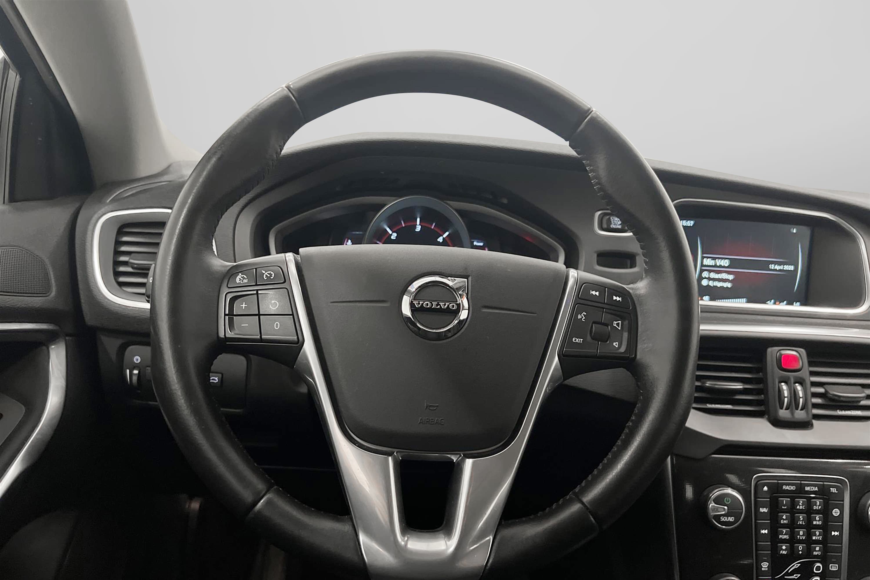 Volvo V40 D2 120hk Momentum Värmare Drag LED 0,34l/mil