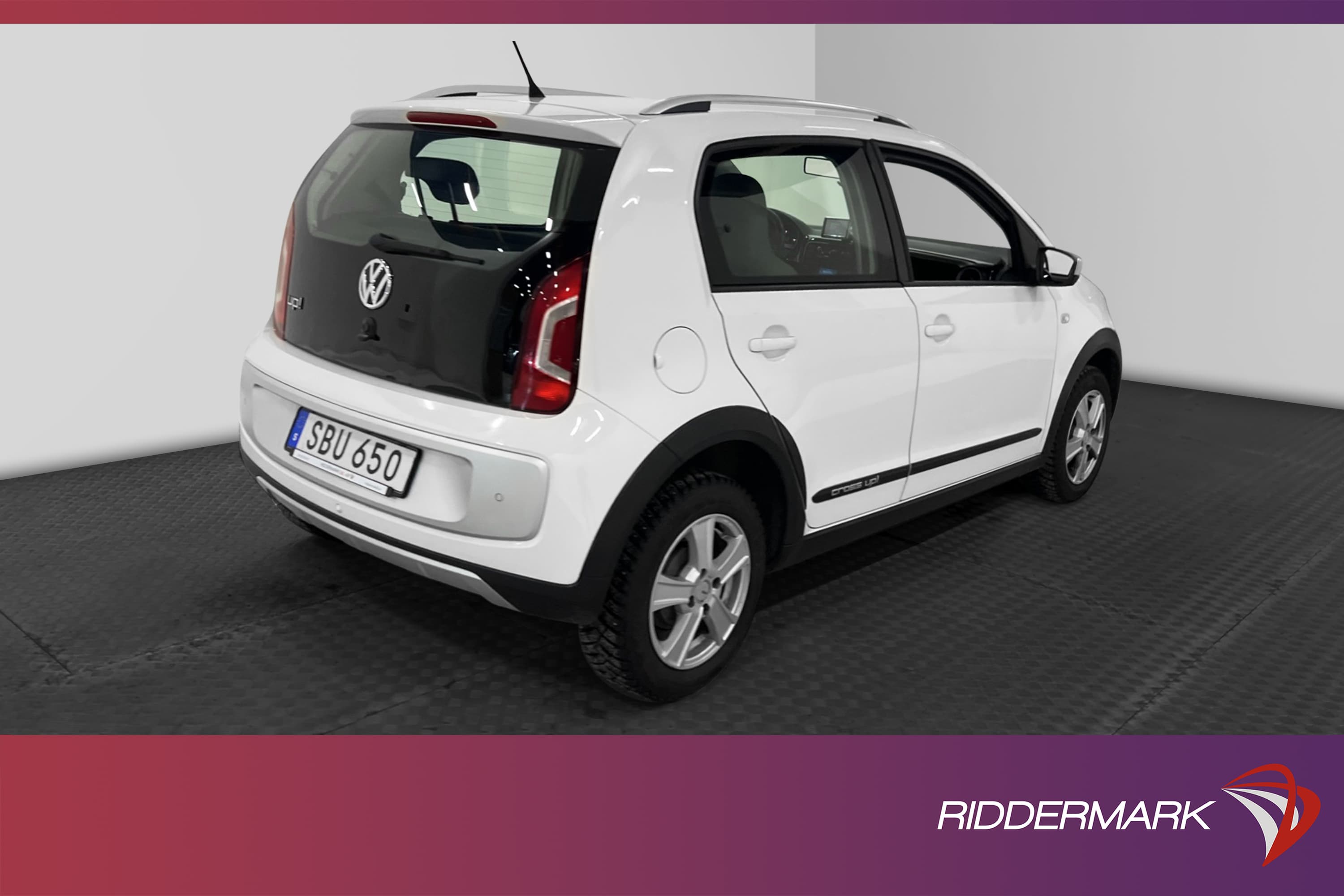 Volkswagen Cross Up! 75hk