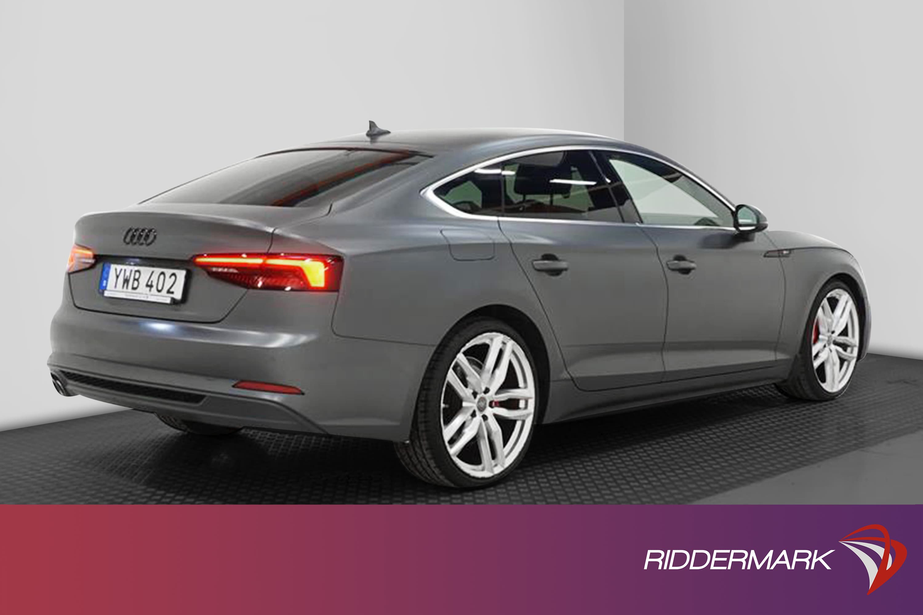 Audi A5 2.0 TDI Quattro Full S-Line Matrix Keyless CarPlayexteriör