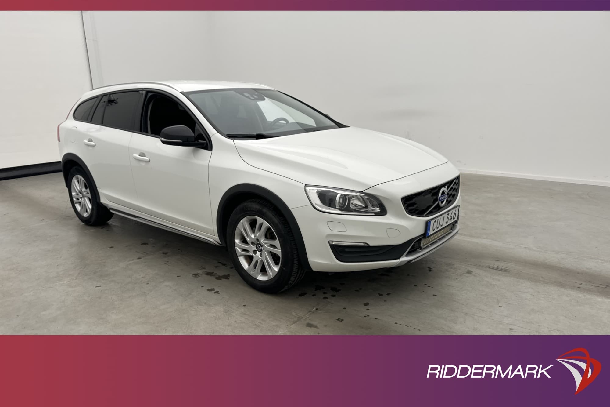 Volvo V60 Cross Country D4 AWD
