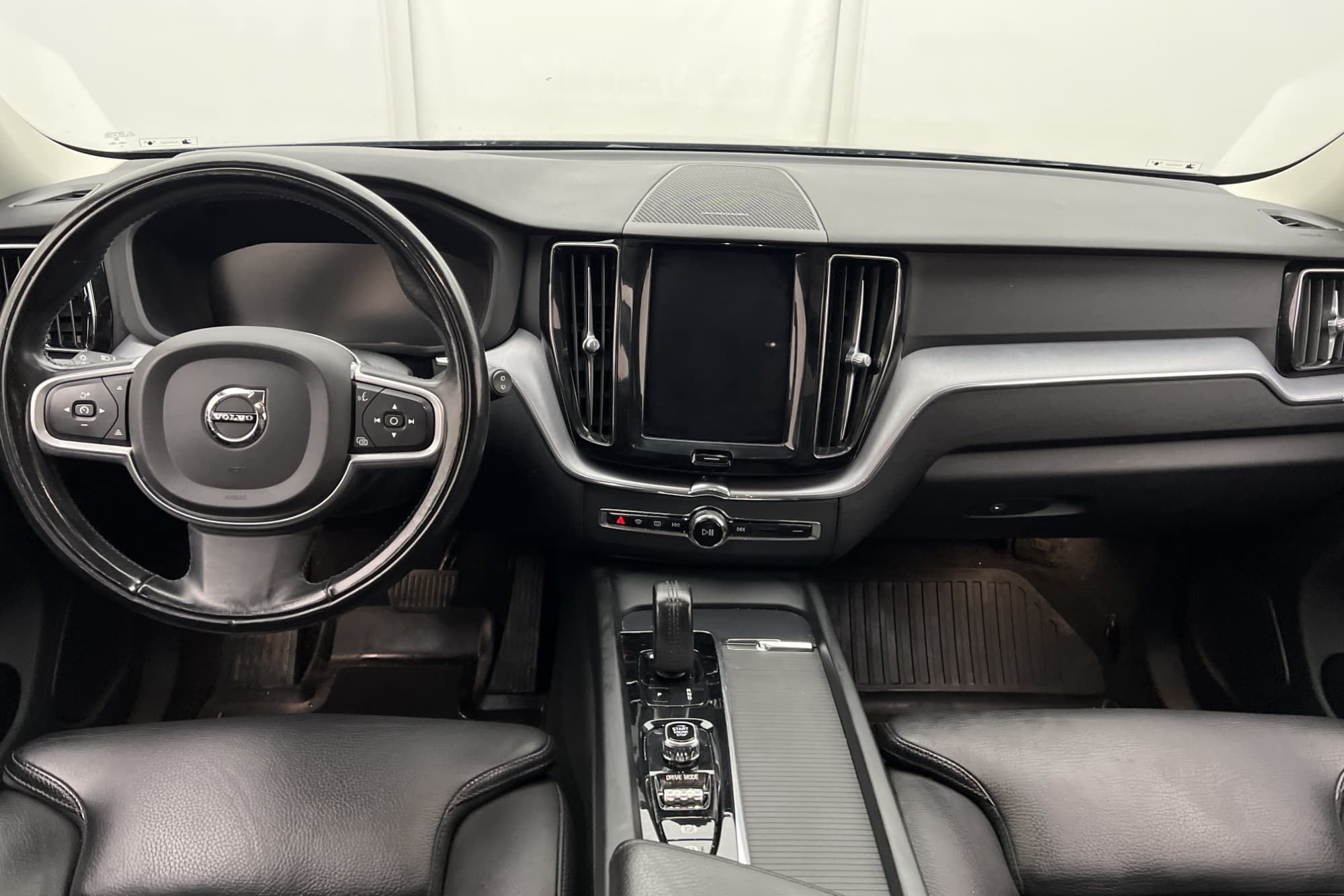 Volvo XC60 B4 AWD Advanced VOC Värmare H/K Kamera Skinn Drag