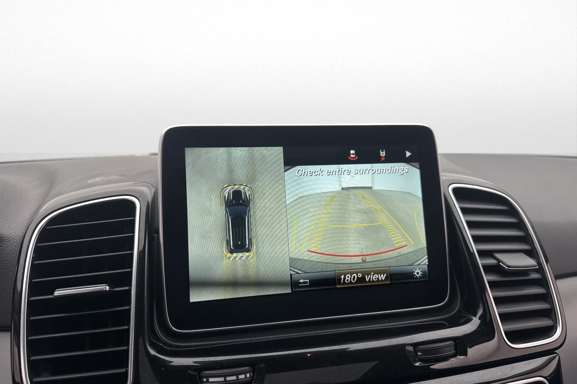 Mercedes-Benz GLE 500 455hk AMG Luftfjädring Pano 360° Drag