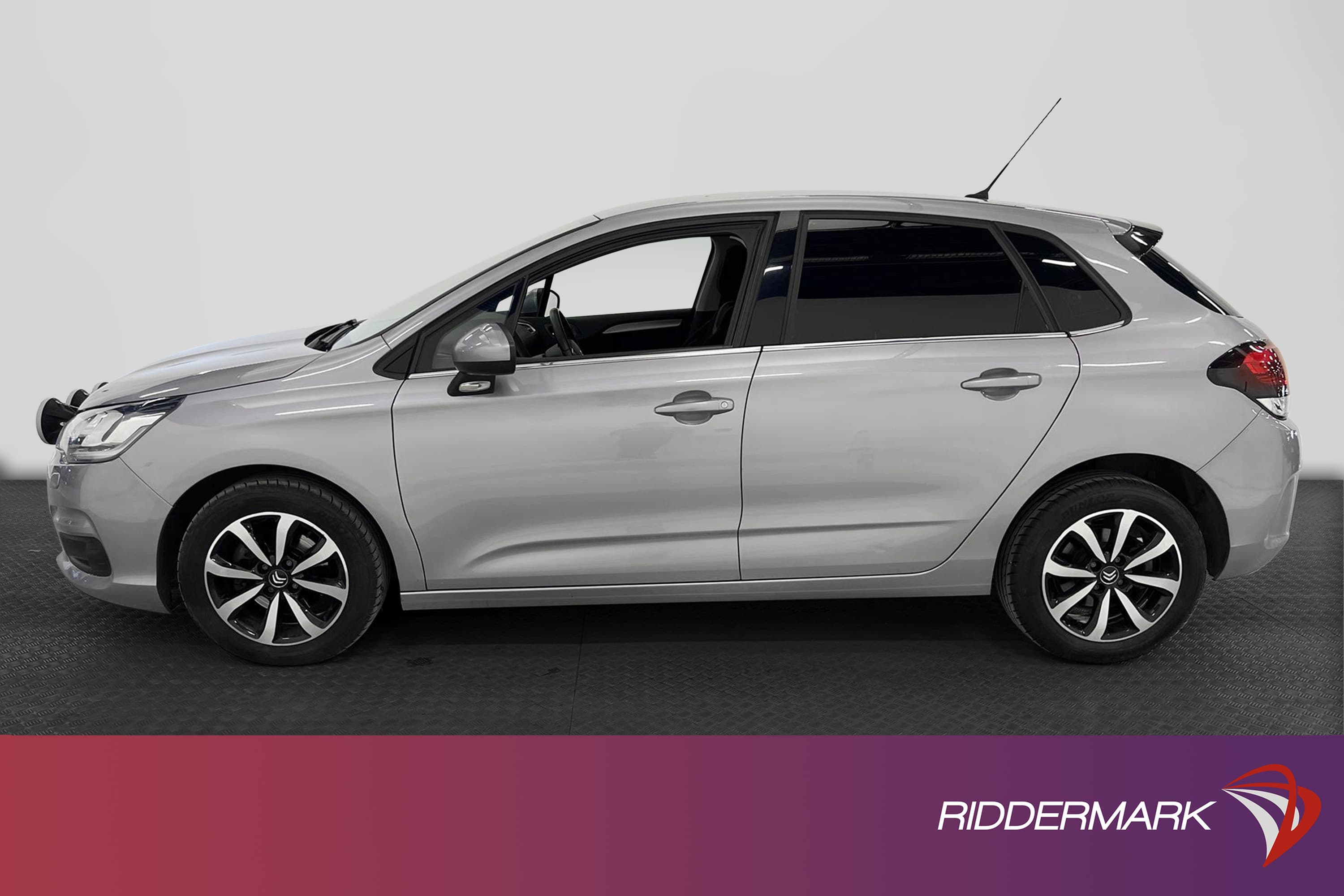 Citroën C4 1.2 e-THP 130hk