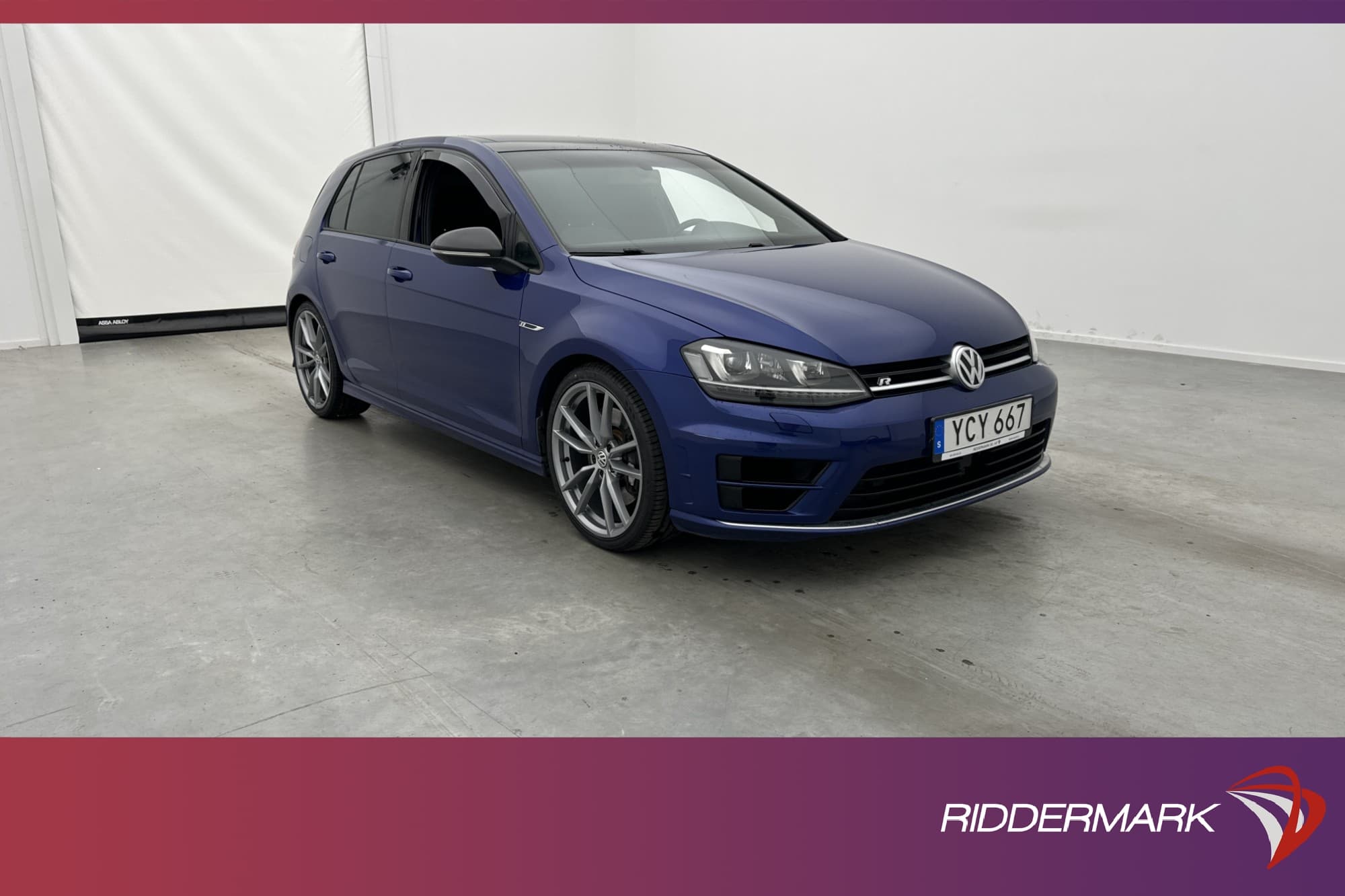 Volkswagen Golf R 300hk