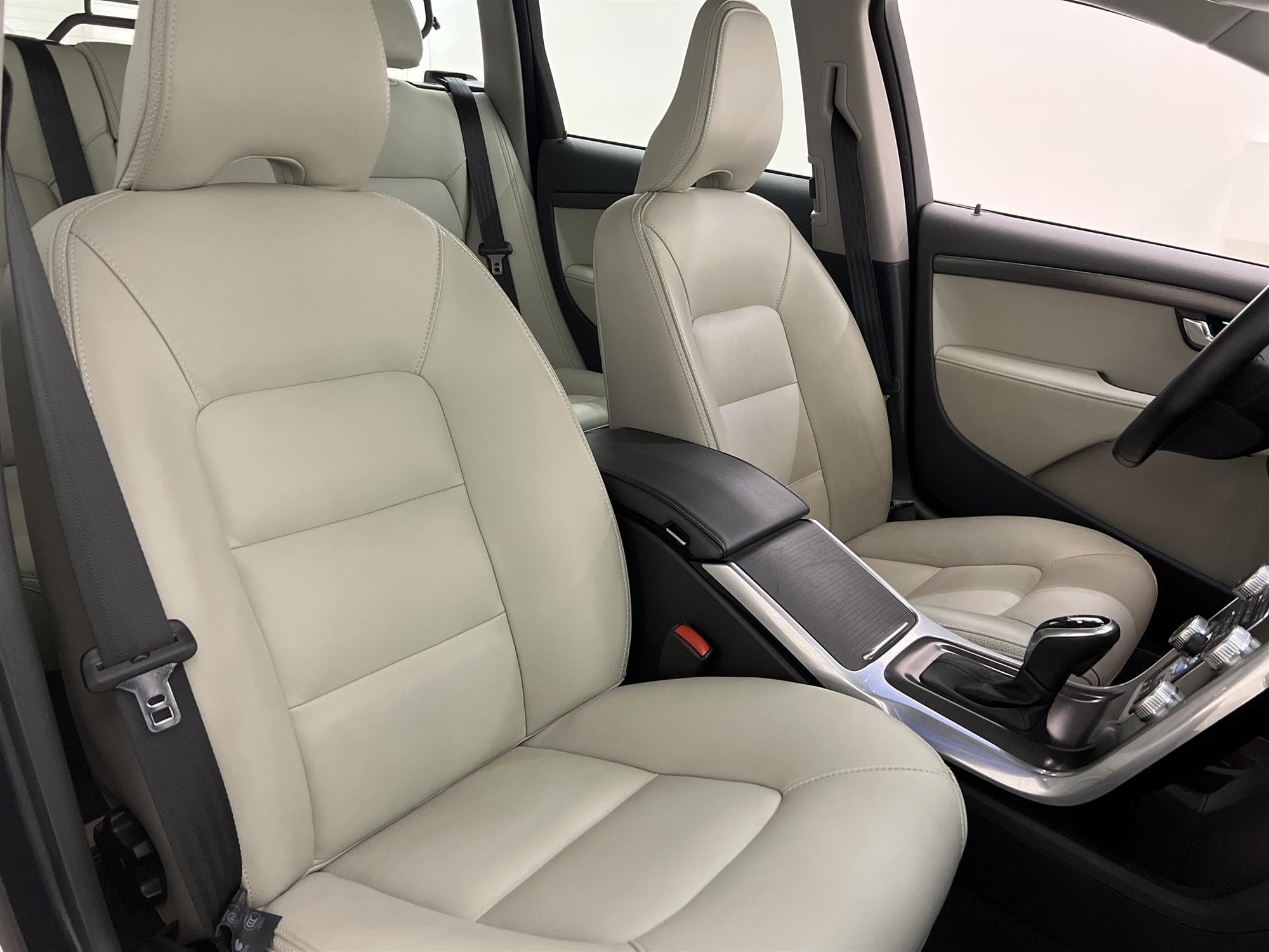 Volvo XC70 D4 181hk AWD Summum Classic Voc Navi Värmare BLIS