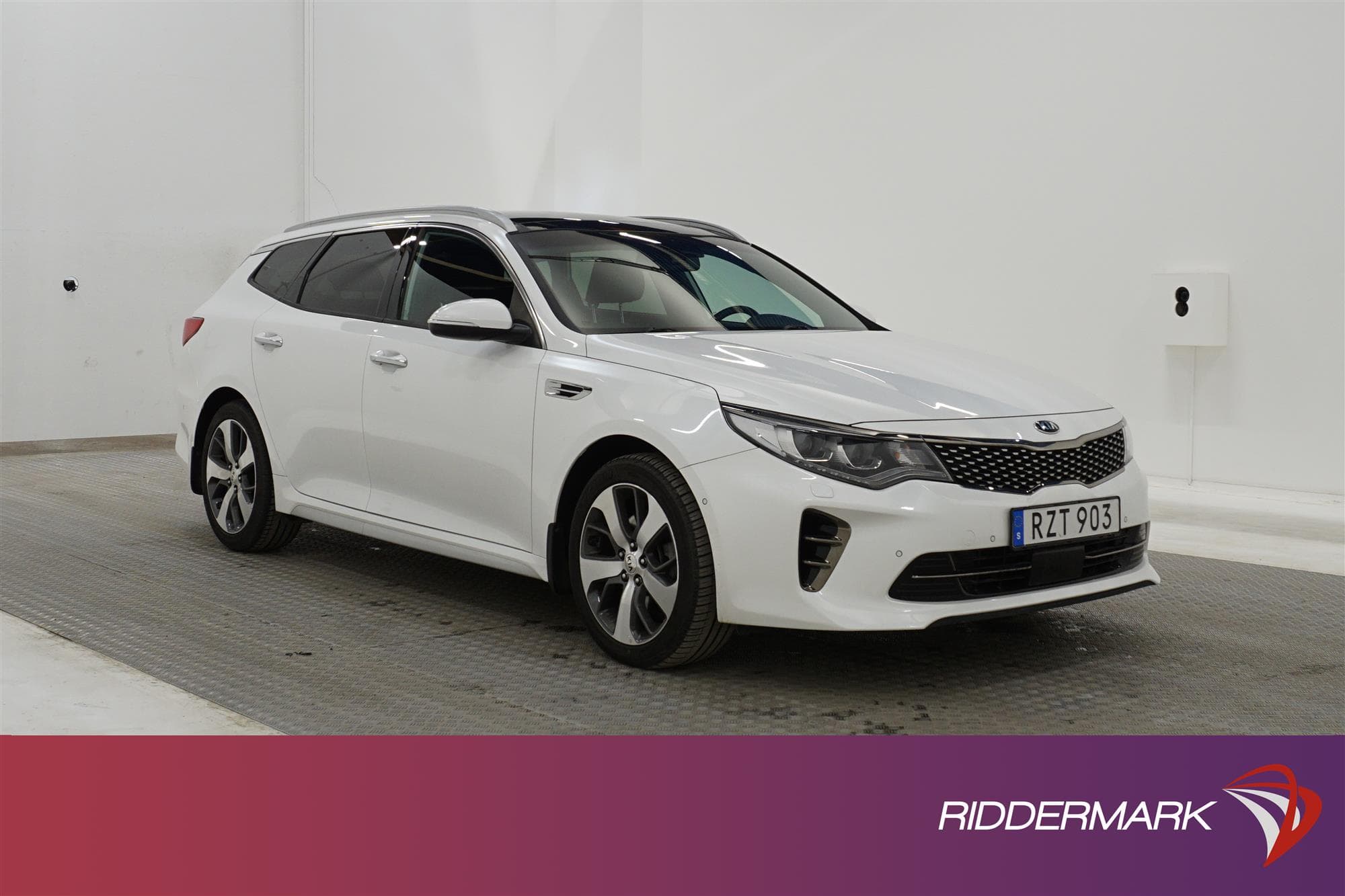Kia Optima 1.7 141hk