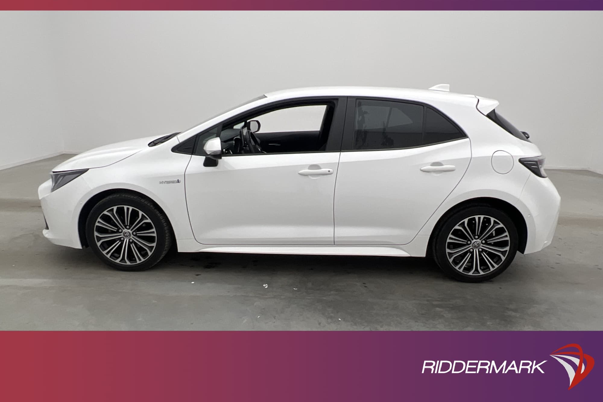 Toyota Corolla Hybrid 122hk