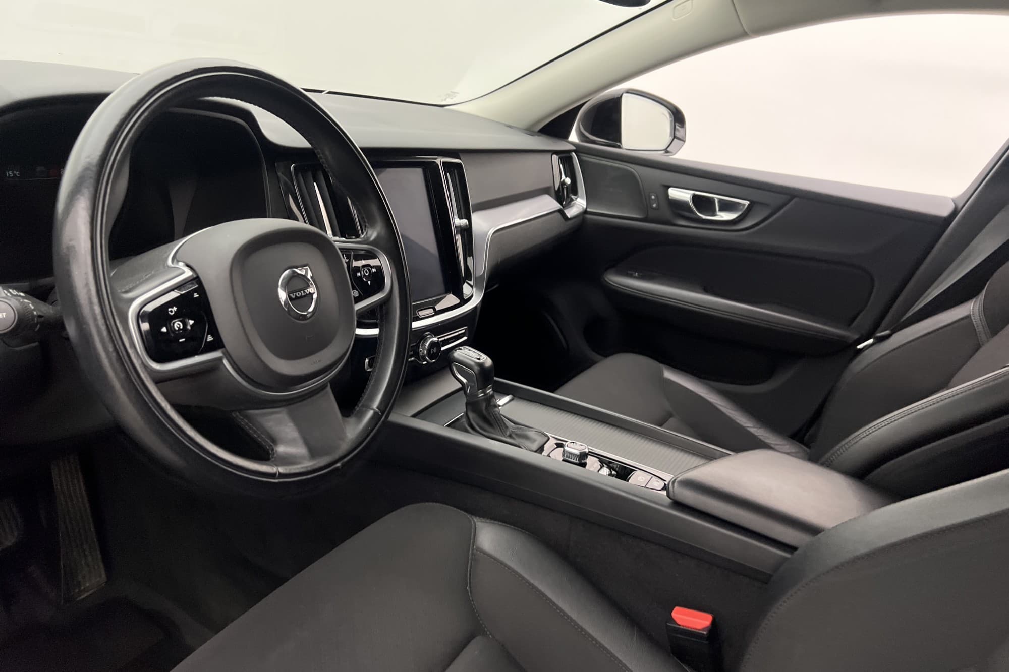 Volvo V60 D4 AWD 190hk Momentum H/K Kamera Drag Navi BLIS