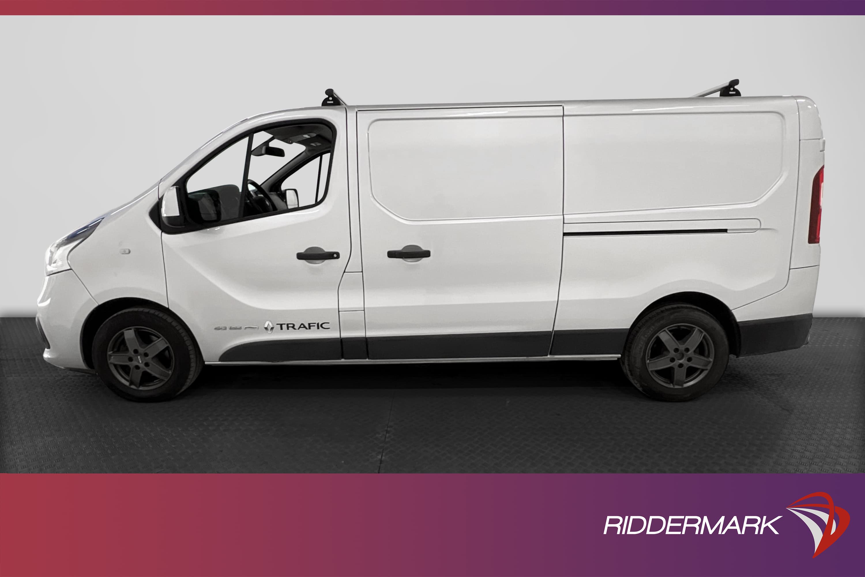 Renault Trafic L2 1.6dCi Värmare Dragkrok B-Kamera Moms
