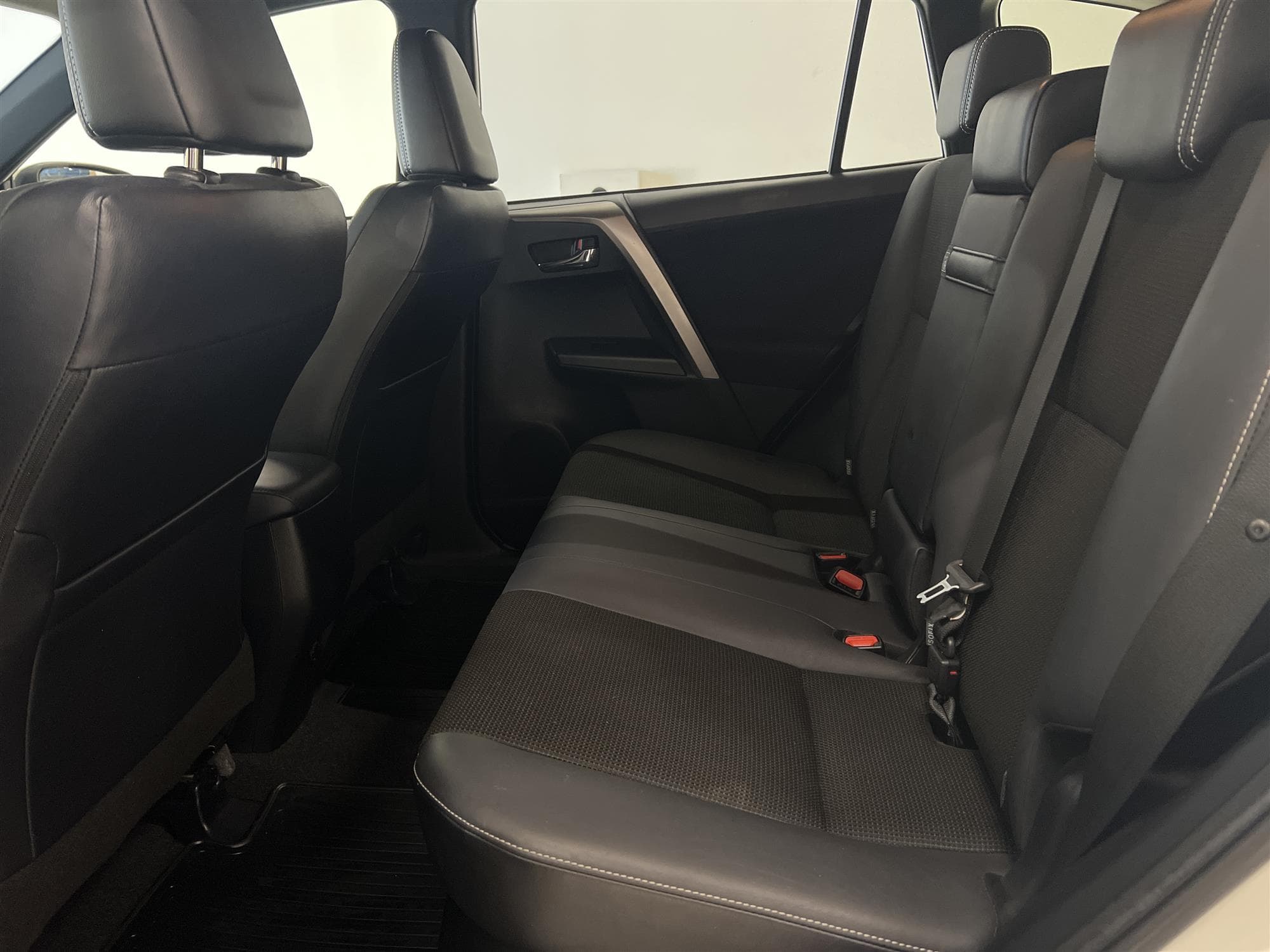 Toyota RAV4 Hybrid 2.5 AWD 197hk 1 Bruk Drag B-Kam Keyless 