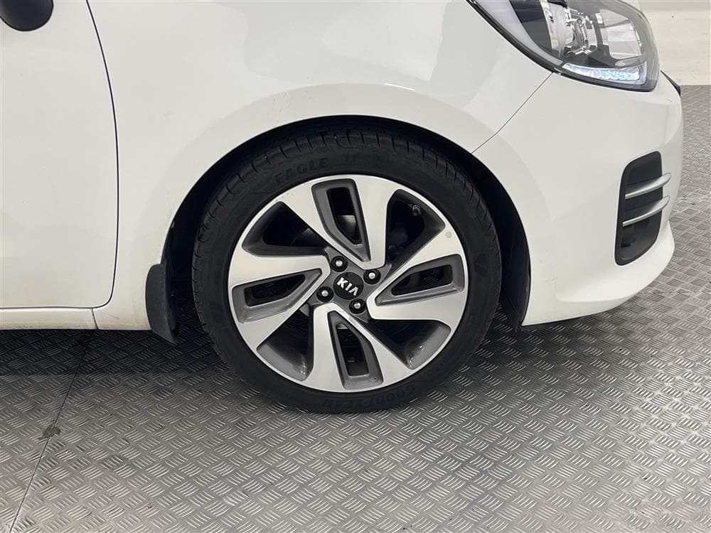 Kia Rio 1.2 85hk GLS Navi B-kam Låg Skatt 0,47l/milinteriör