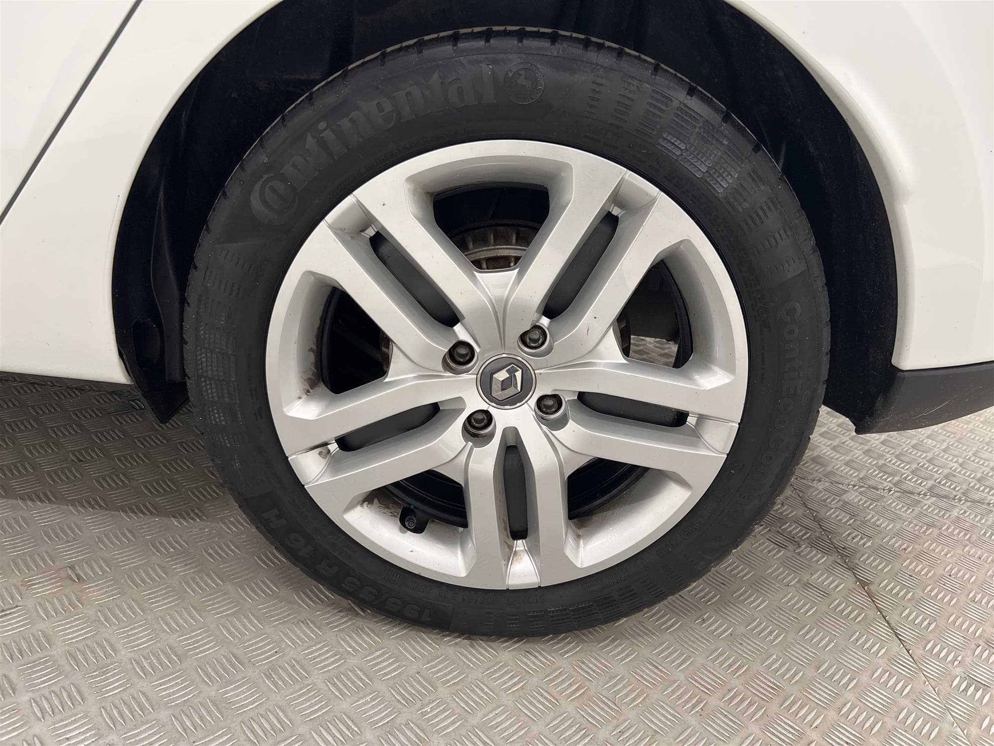 Renault Clio Sport Tourer 0.9 TCe 90hk Navi PDC 0,47L/mil