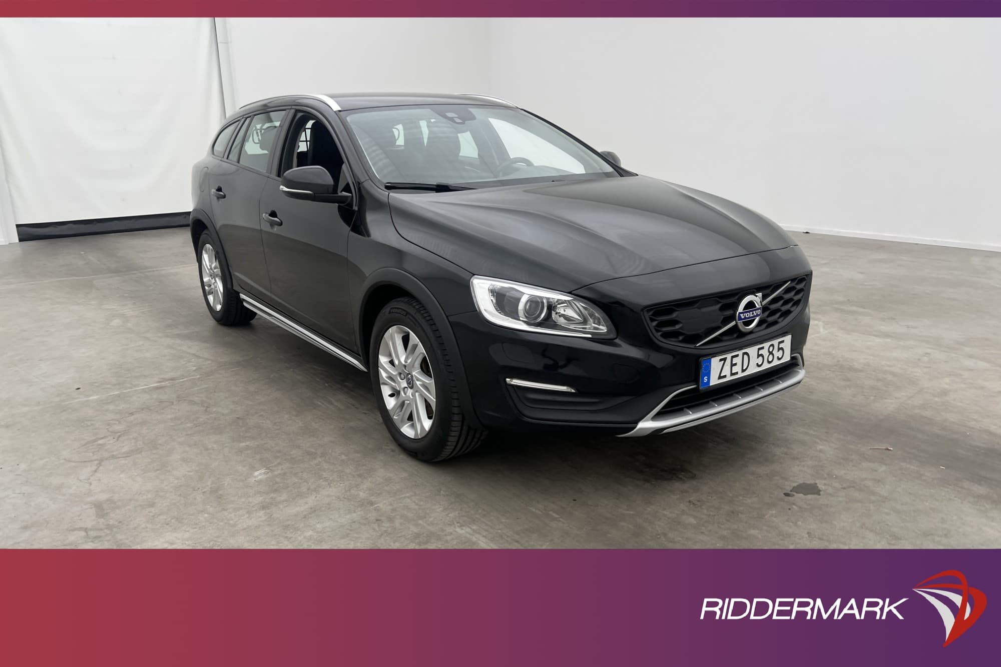 Volvo V60 Cross Country D4 AWD