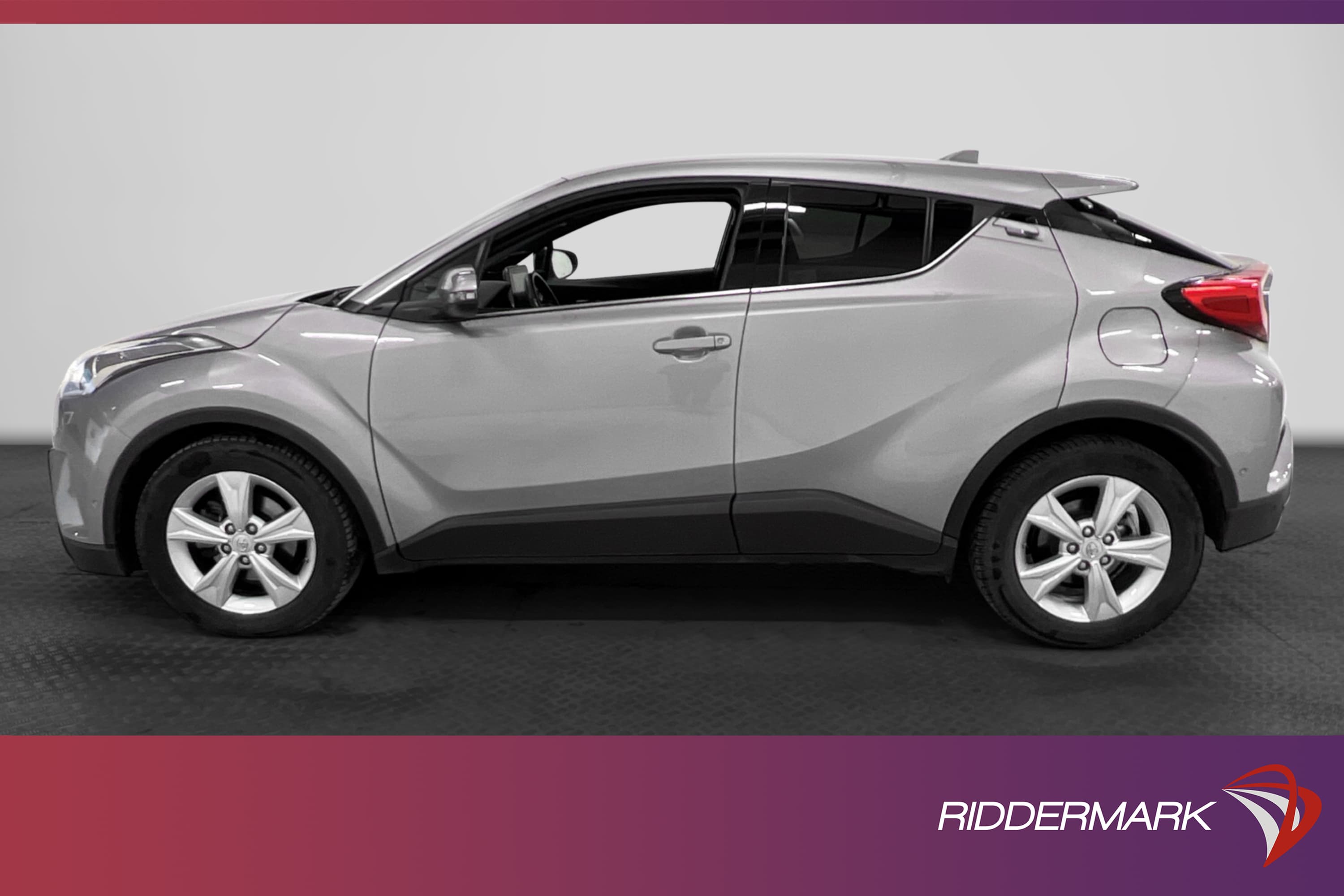 Toyota C-HR 1.8 122hk Executive