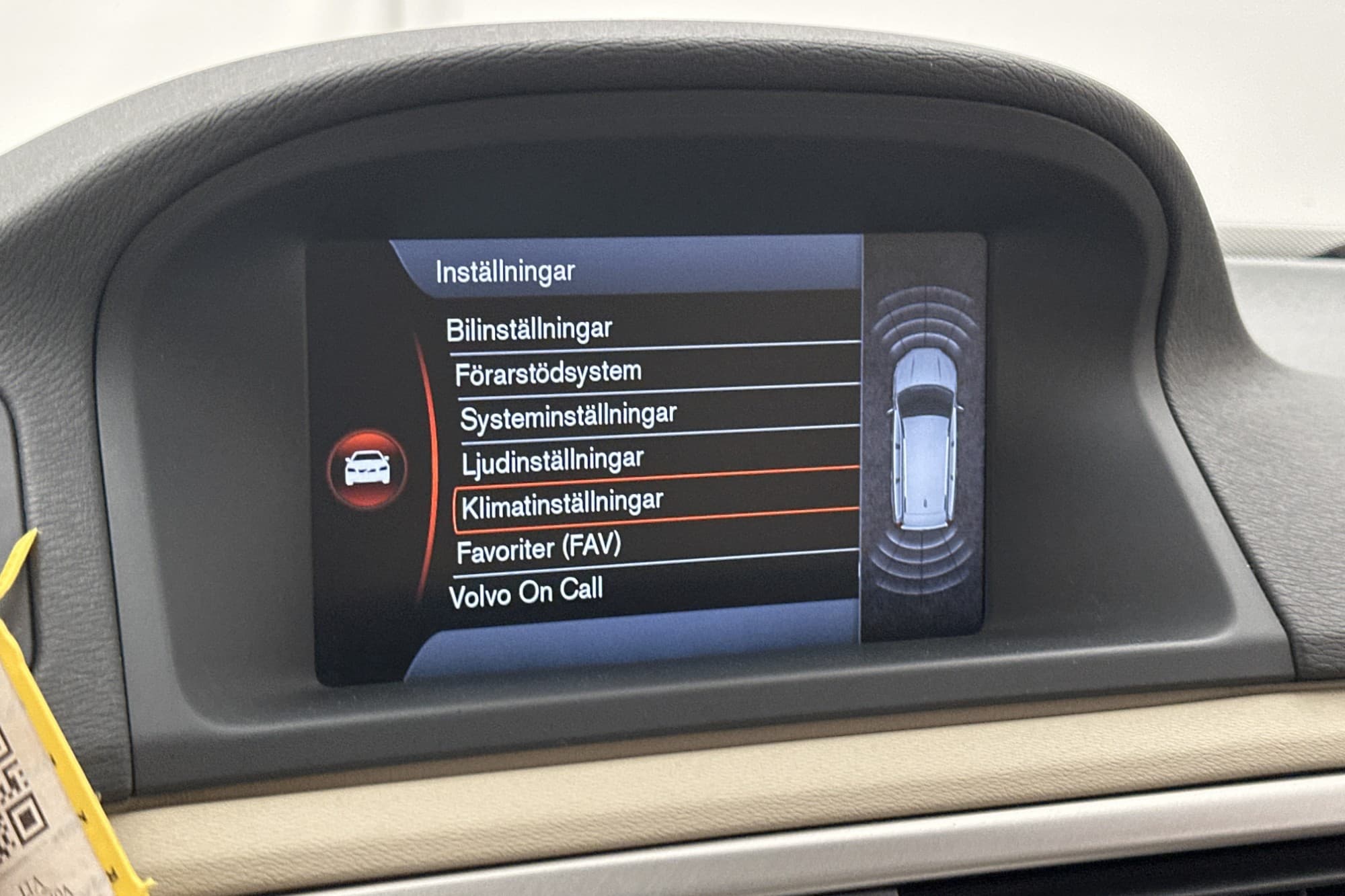Volvo V70 D5 AWD Summum VOC Värmare P-Sensorer Skinn Elstol