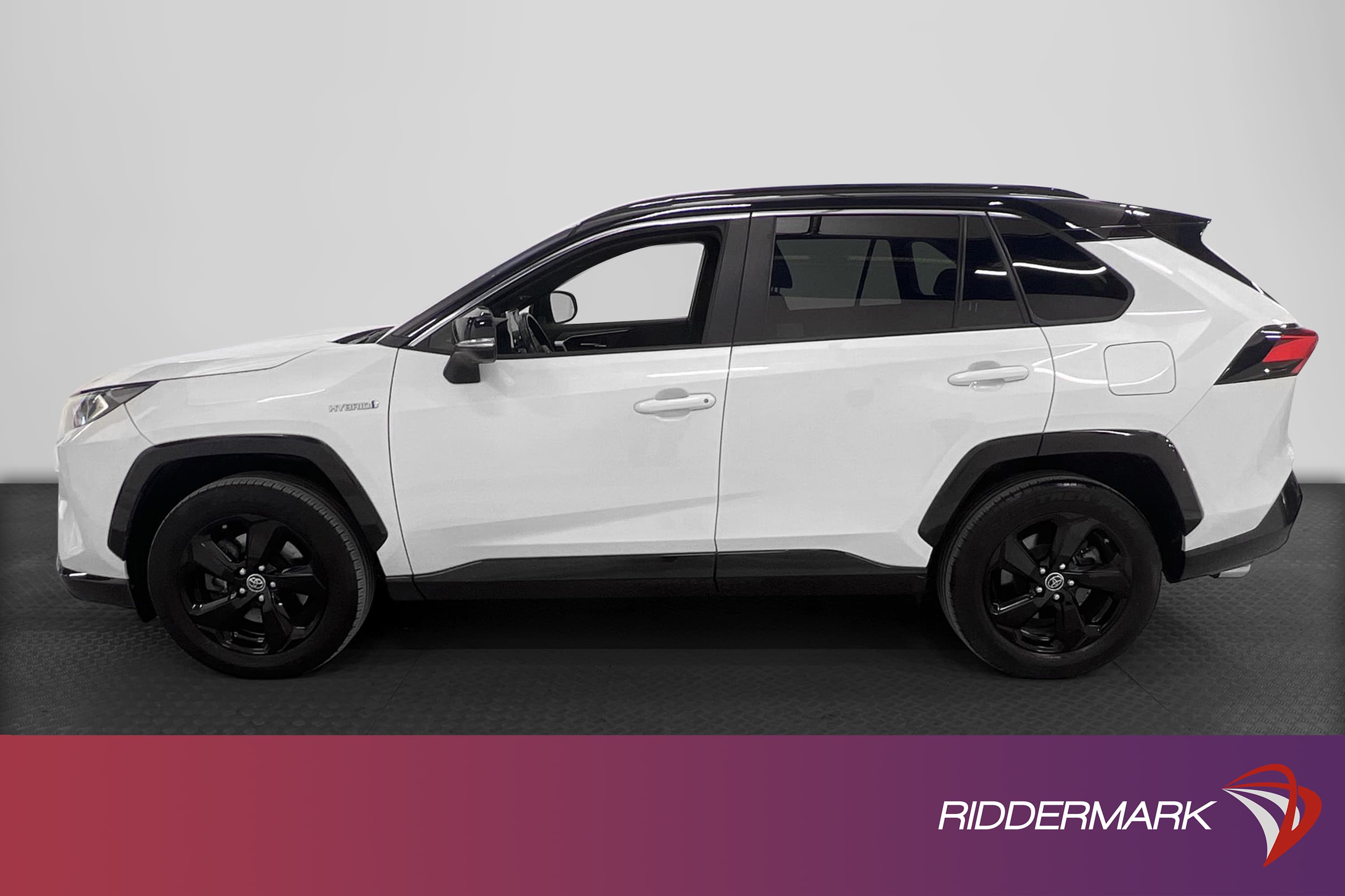 Toyota RAV4 Hybrid AWD 222hk