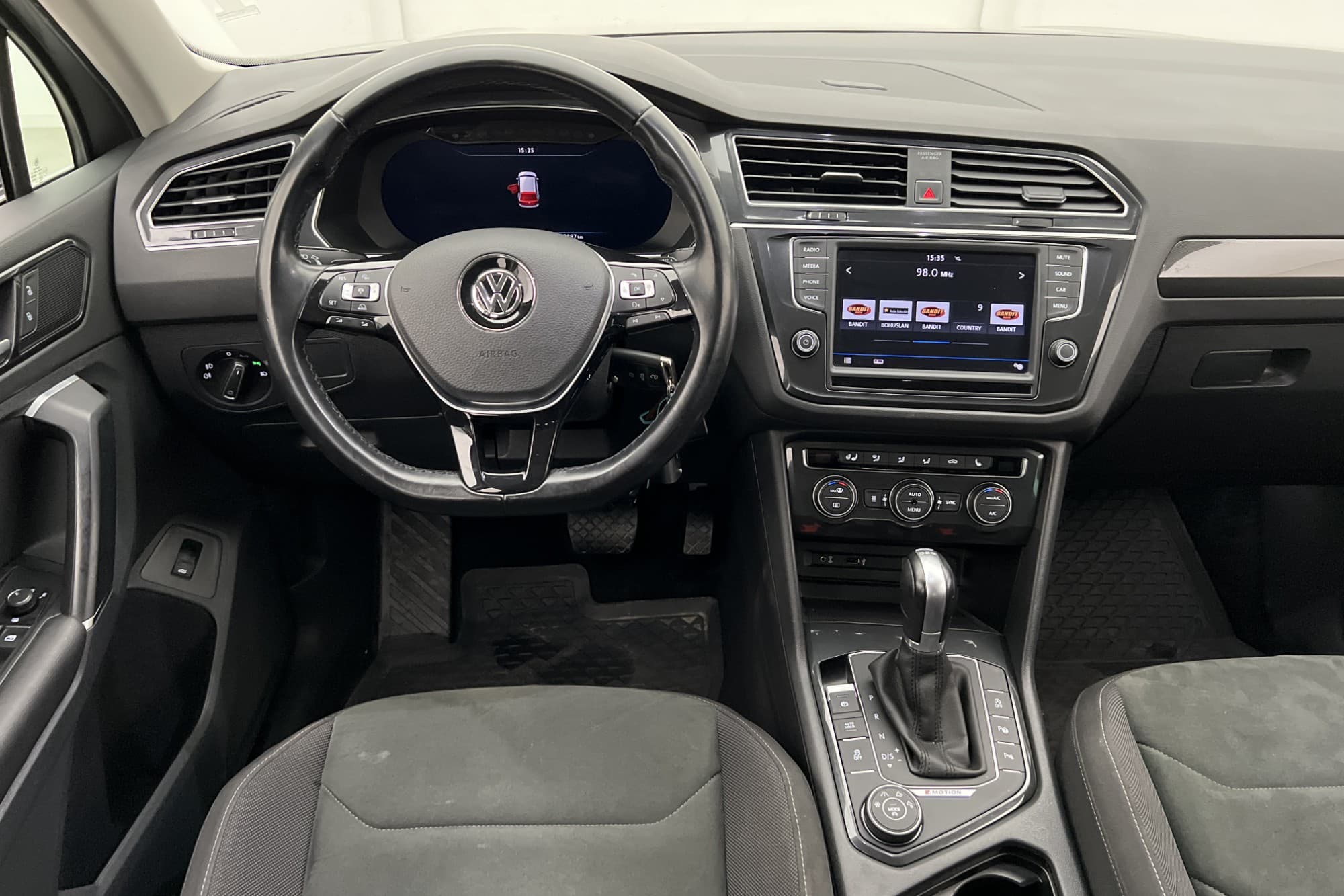 Volkswagen Tiguan 4M 190hk GT Värmare Cockpit Kamera Drag