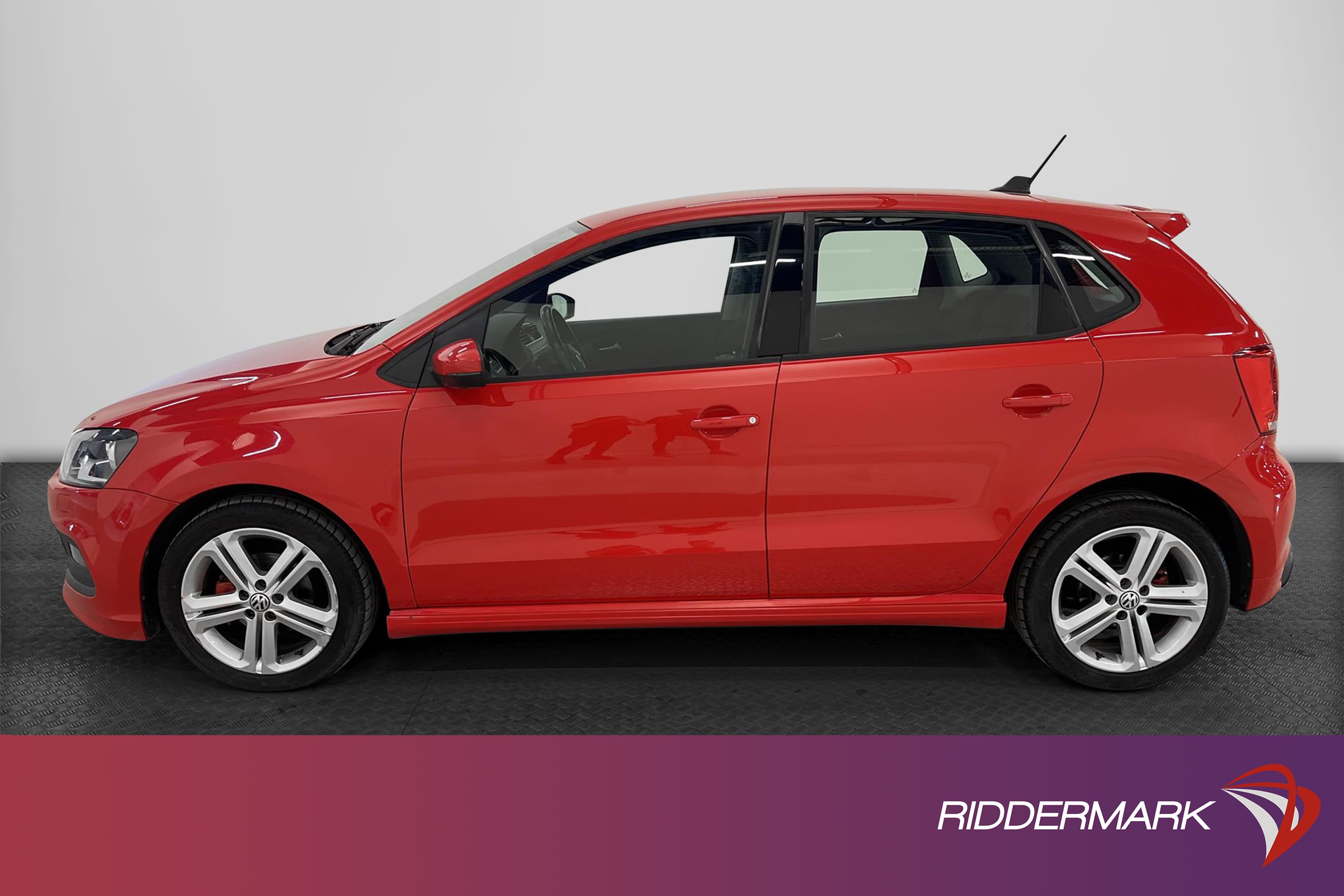 Volkswagen Polo 1.2 TSI 90hk R-Line PDC 0,44 l/mil