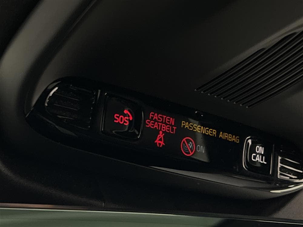 Volvo V90 D5 AWD Inscription VOC Pano B&W 360° HUD 0,49L/Mil