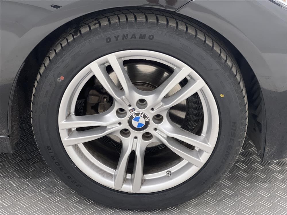 BMW 320d GT xDrive 184hk M Sport Alcantara Drag Keylessinteriör