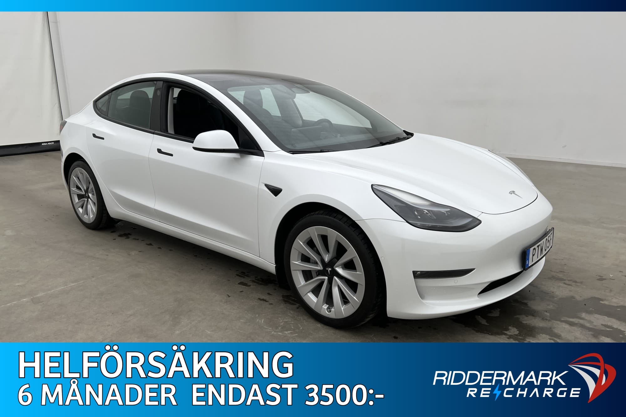 Tesla Model 3 Long Range AWD Värmepump Pano Autopilot MOMS 