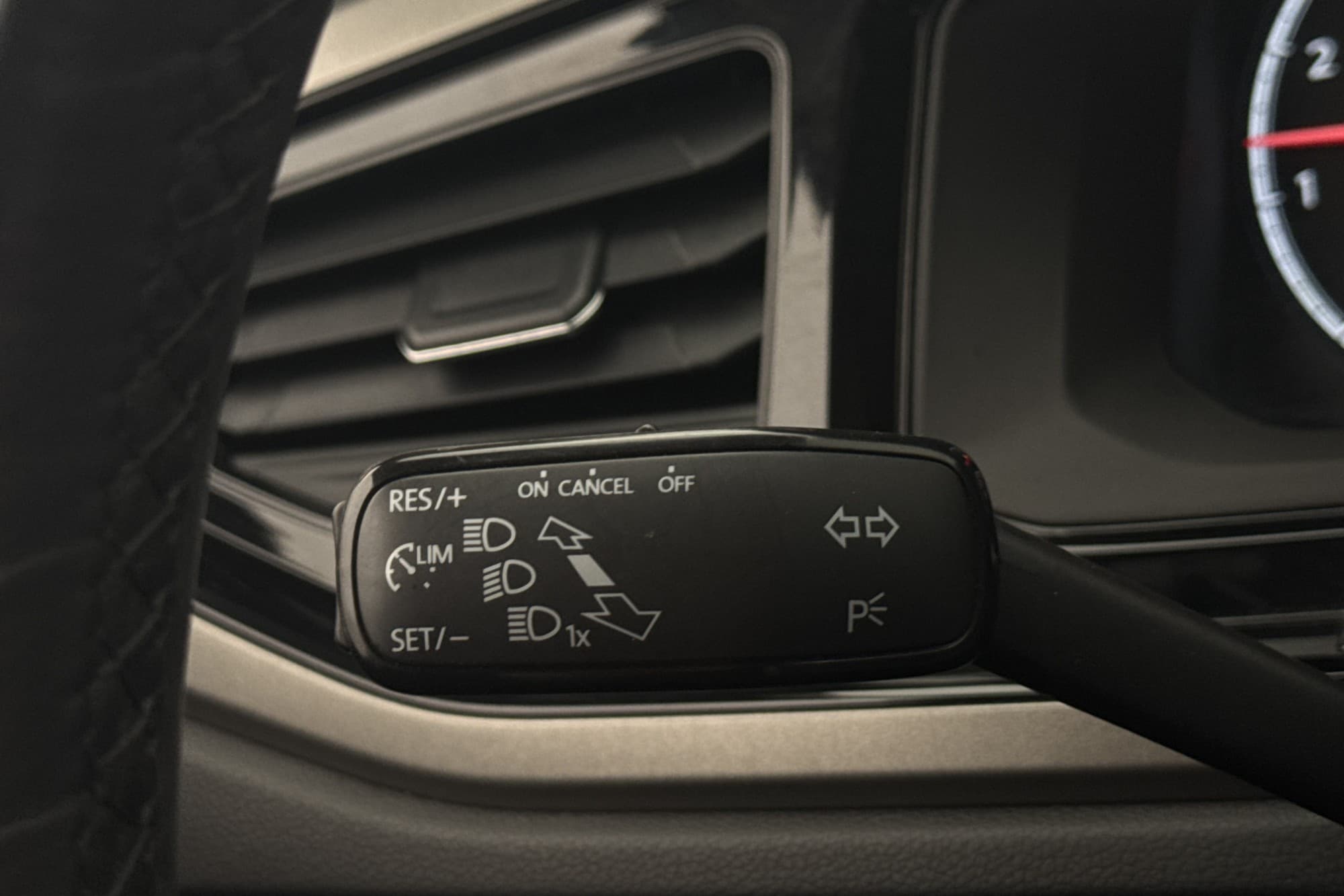 Volkswagen Polo TSI 95hk 0,44l/mil Bluetooth Fartbegränsare
