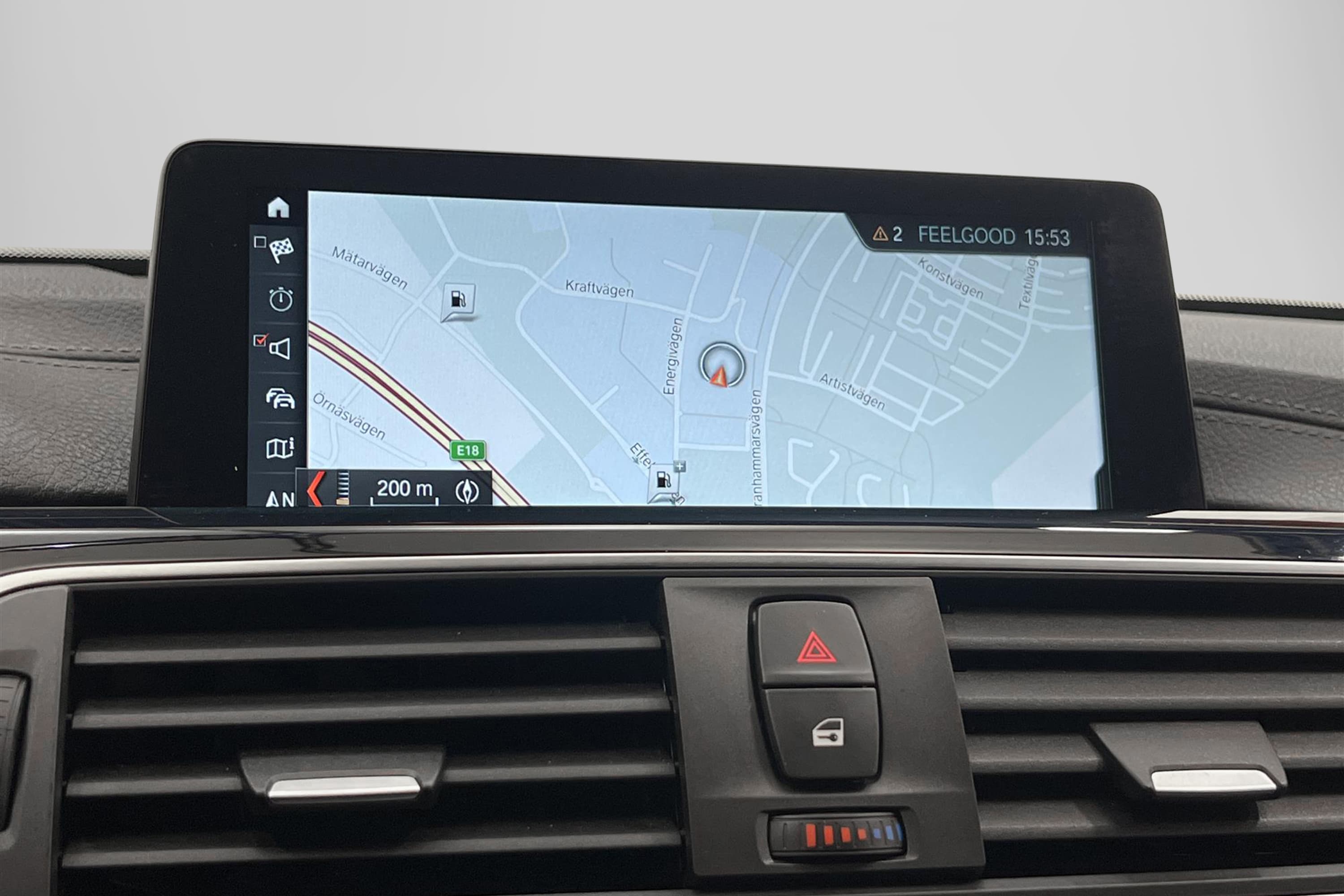 BMW 318d 150hk Sport line Cockpit Drag Navi Elstol Med Minne