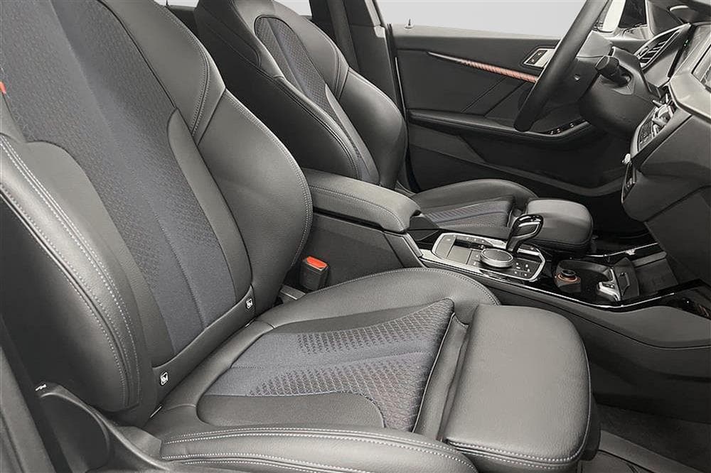 BMW 218d Gran Coupé 150hk M-Sport HiFi Kamera Navi MOMS