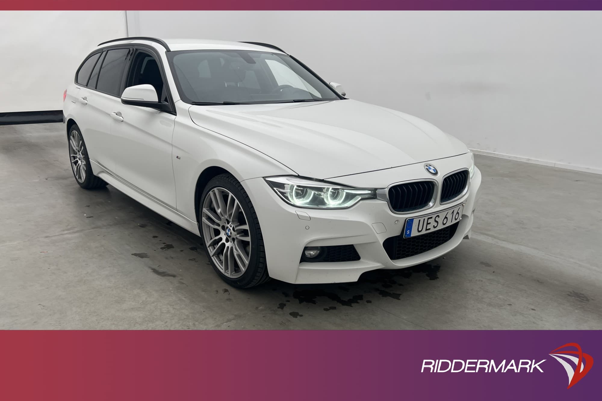 BMW 330 i xDrive 252hk