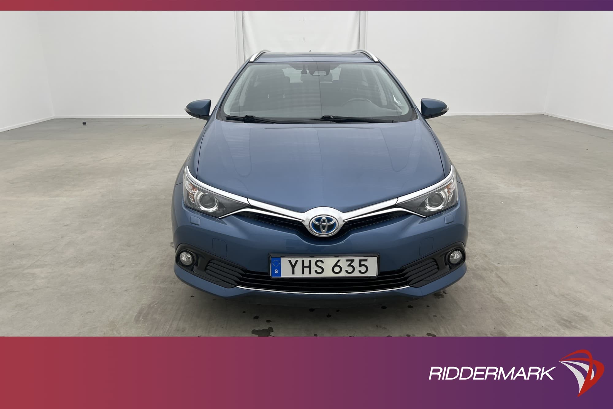 Toyota Auris Touring Sports Hybrid 136hk