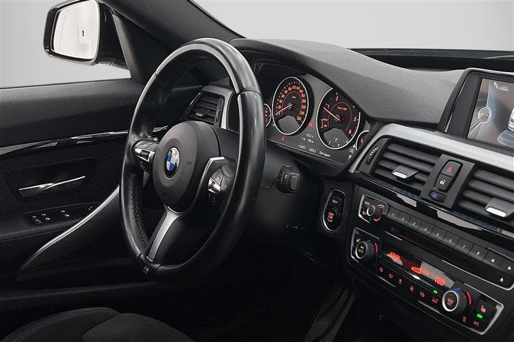 BMW 320d GT xDrive 184hk M Sport Alcantara Drag Keylessinteriör