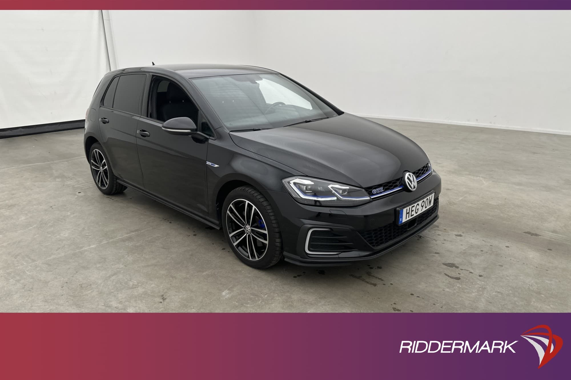 Volkswagen Golf GTE 204hk