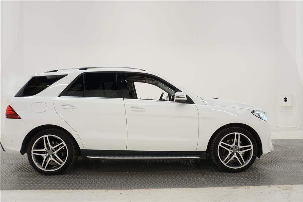 Mercedes-Benz GLE 350d 4M 258hk AMG Pano H/K 360° 0.64l/mil