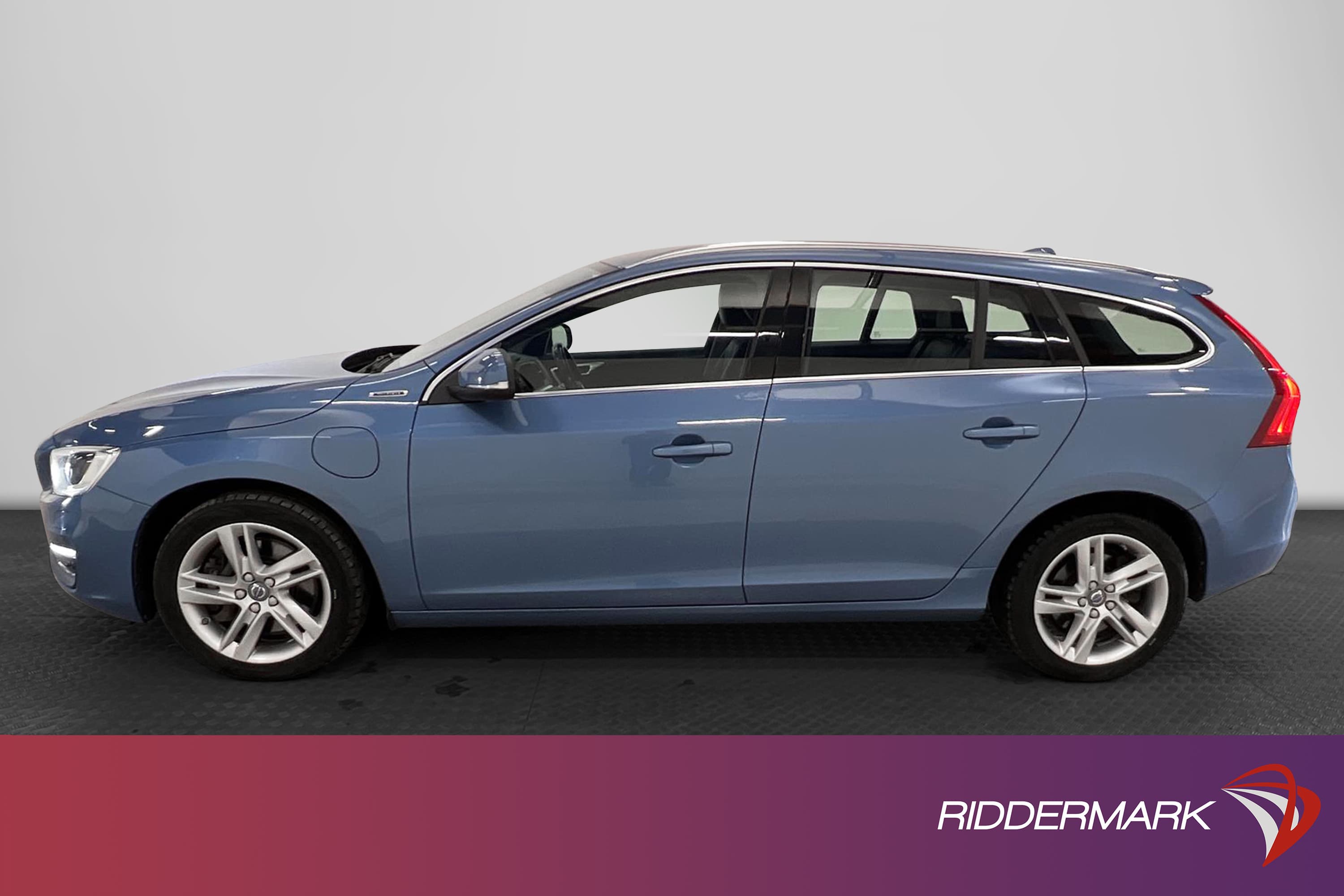 Volvo V60 D5 Plug-in Hybrid AWD 231hk