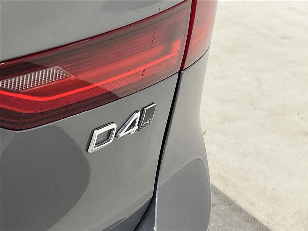 Volvo V90 Cross Country D4 AWD D-Värm VOC Drag 0,53l/milinteriör