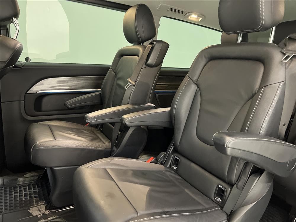 Mercedes-Benz V250 Avantgarde Automat X-Lång Värmare Moms 